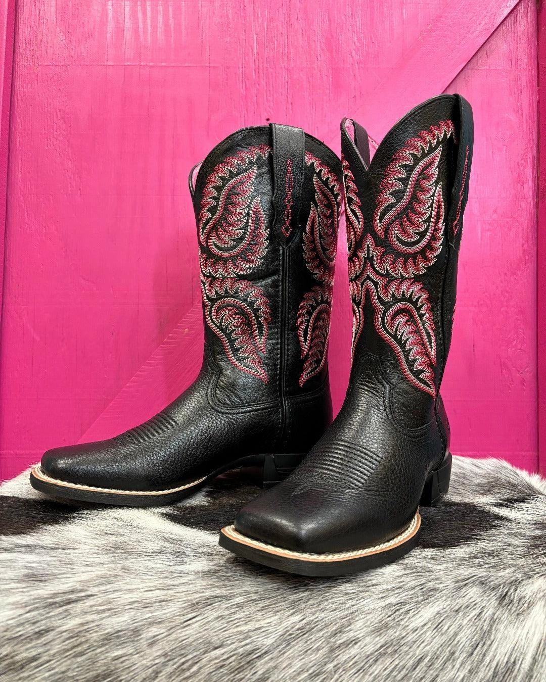 Ariat Women's Black Deertan Cattle Caite Stretchfit Square Toe Cowgirl Boot 10050920 Step Control Soft Material