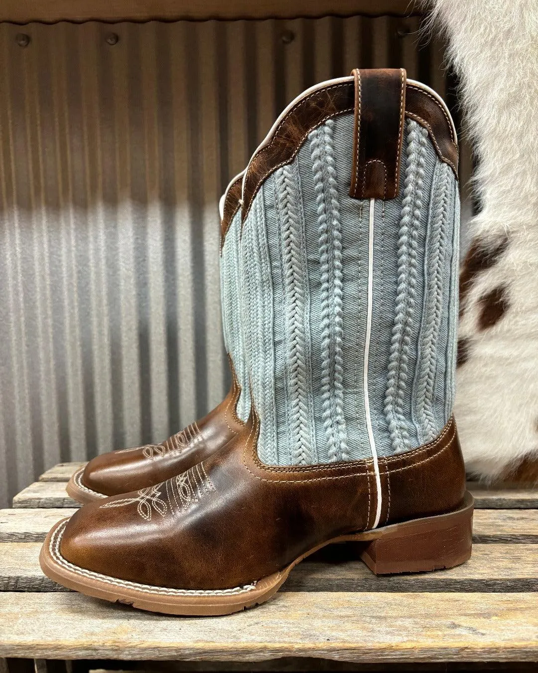 Warm Interior Mesh Panel Laredo Women's Blue Moon Tan & Blue Denim Top Square Toe Cowgirl Boots 5630