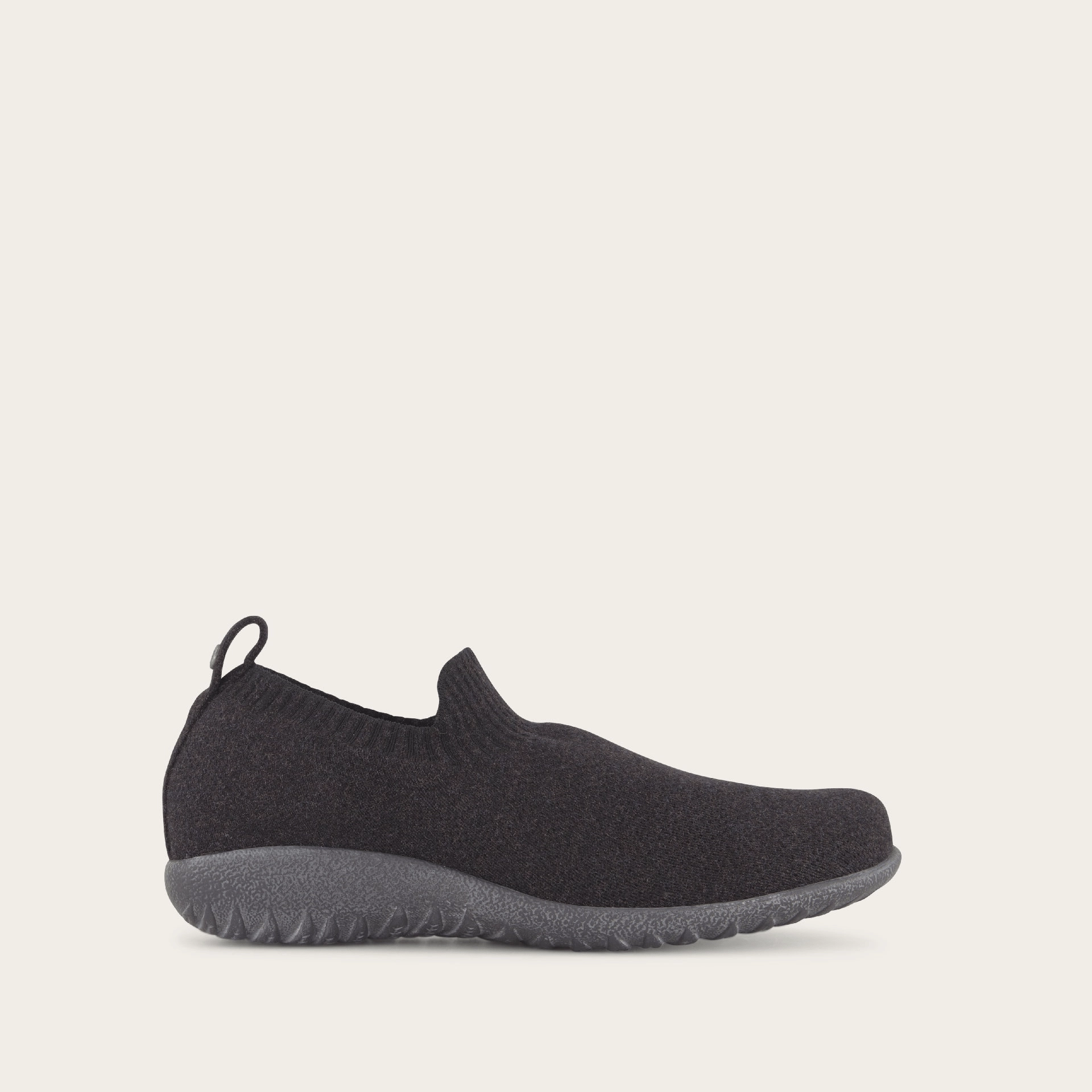 Forest Path Fresh Drop Nuku | Vegan | Knit | Black/Gray