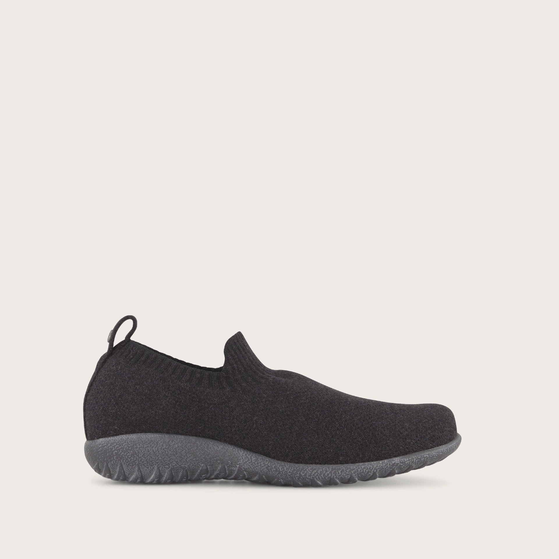Forest Path Fresh Drop Nuku | Vegan | Knit | Black/Gray