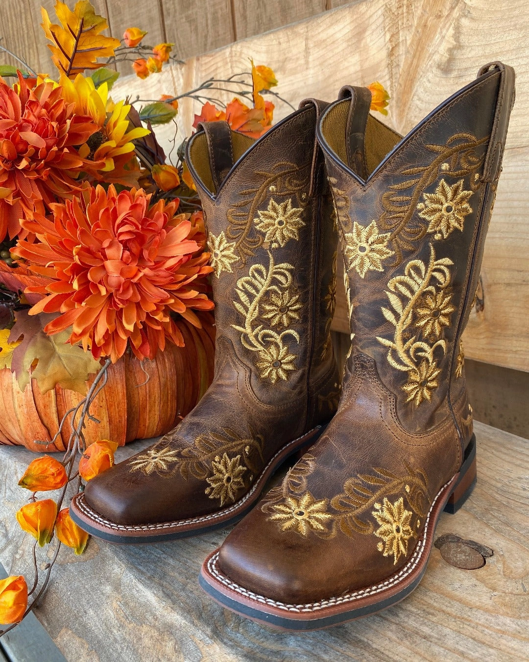 Compact Form Versatile Laredo Women's Secret Garden Brown Embroidered Flower Cowgirl Boots 5822