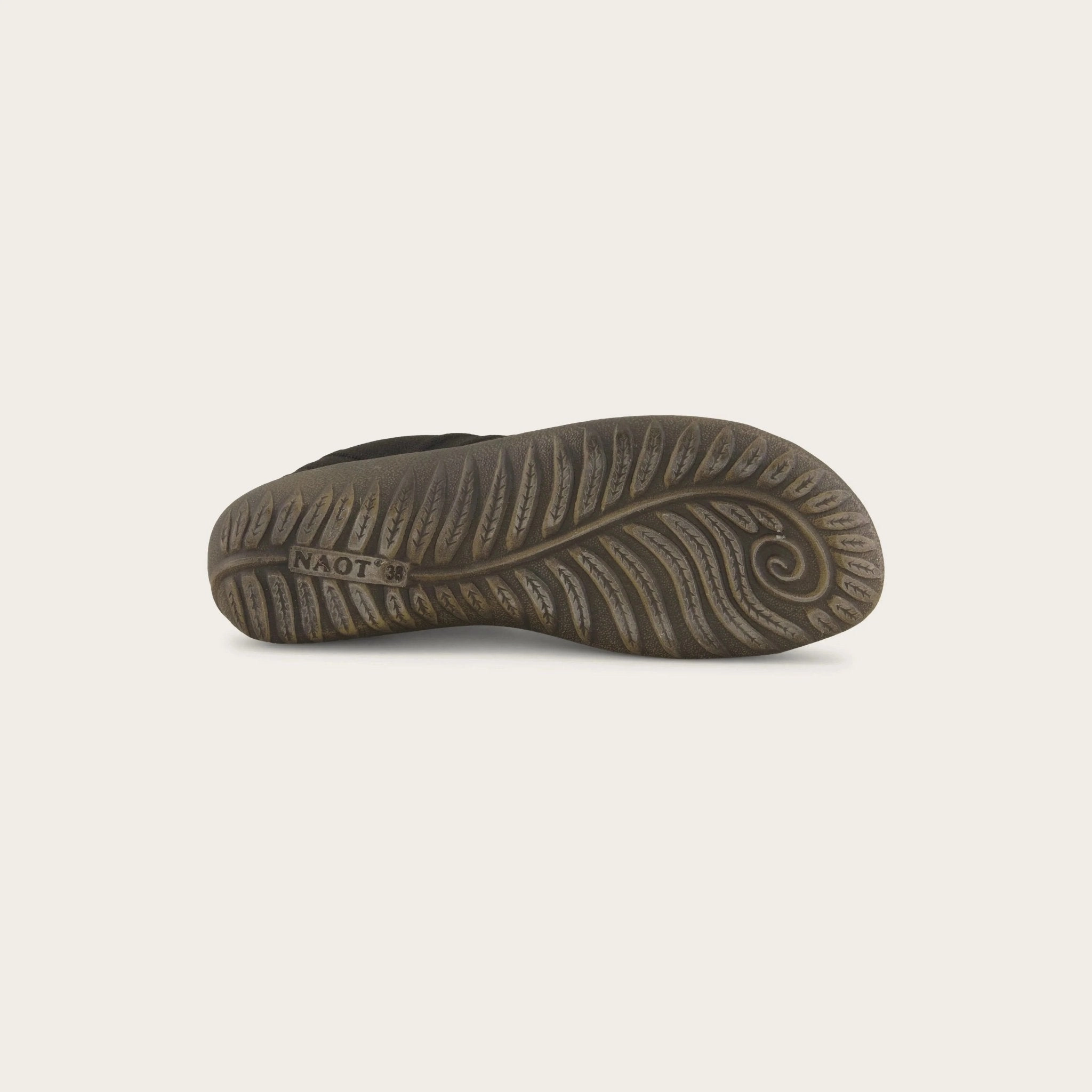 Care Ease Desert Run Okahu | Vegan | Black Knit