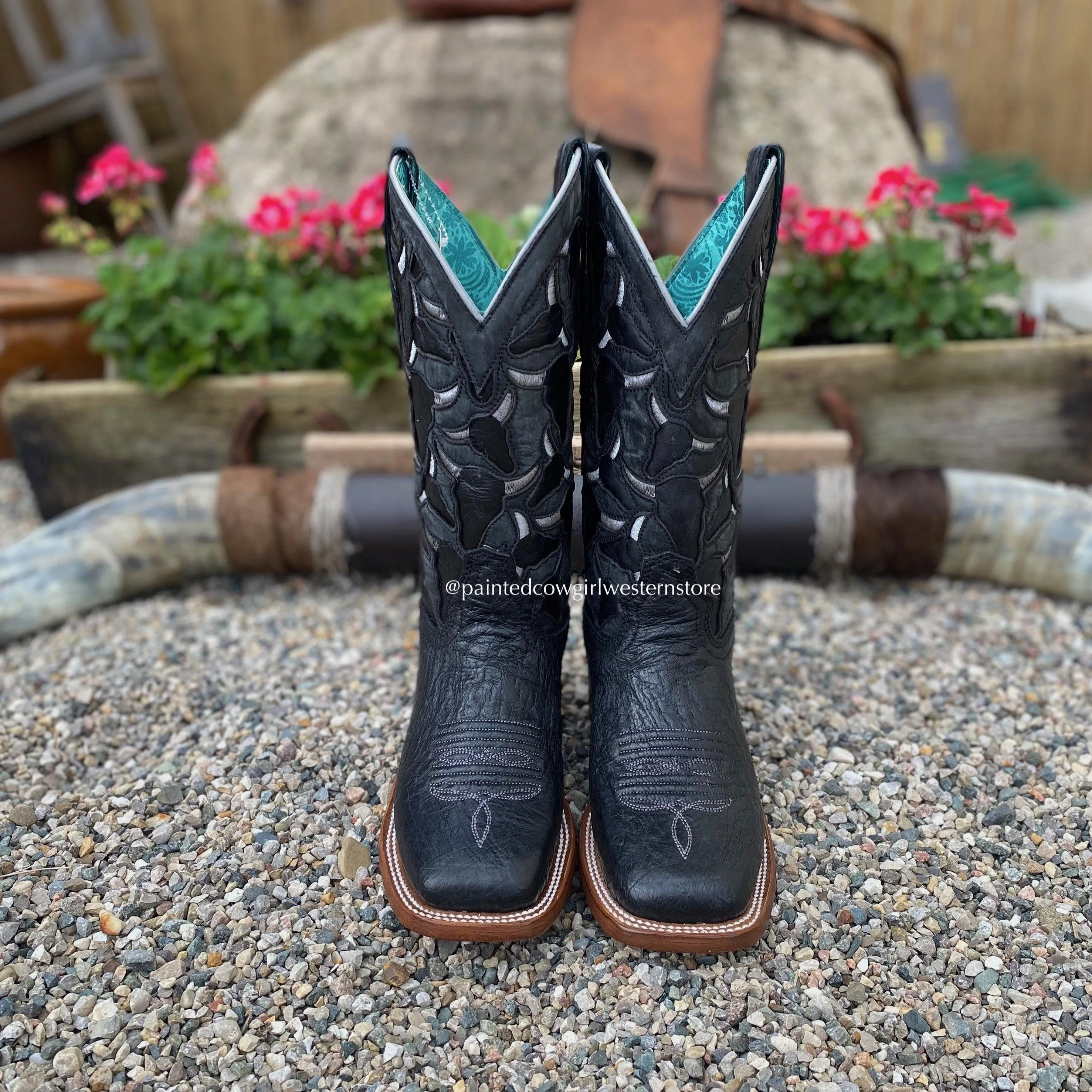 Mesh Upper Corral Women's Black Smooth Quill Ostrich Steer Head Embroidered Square Toe Cowgirl Boots A4058