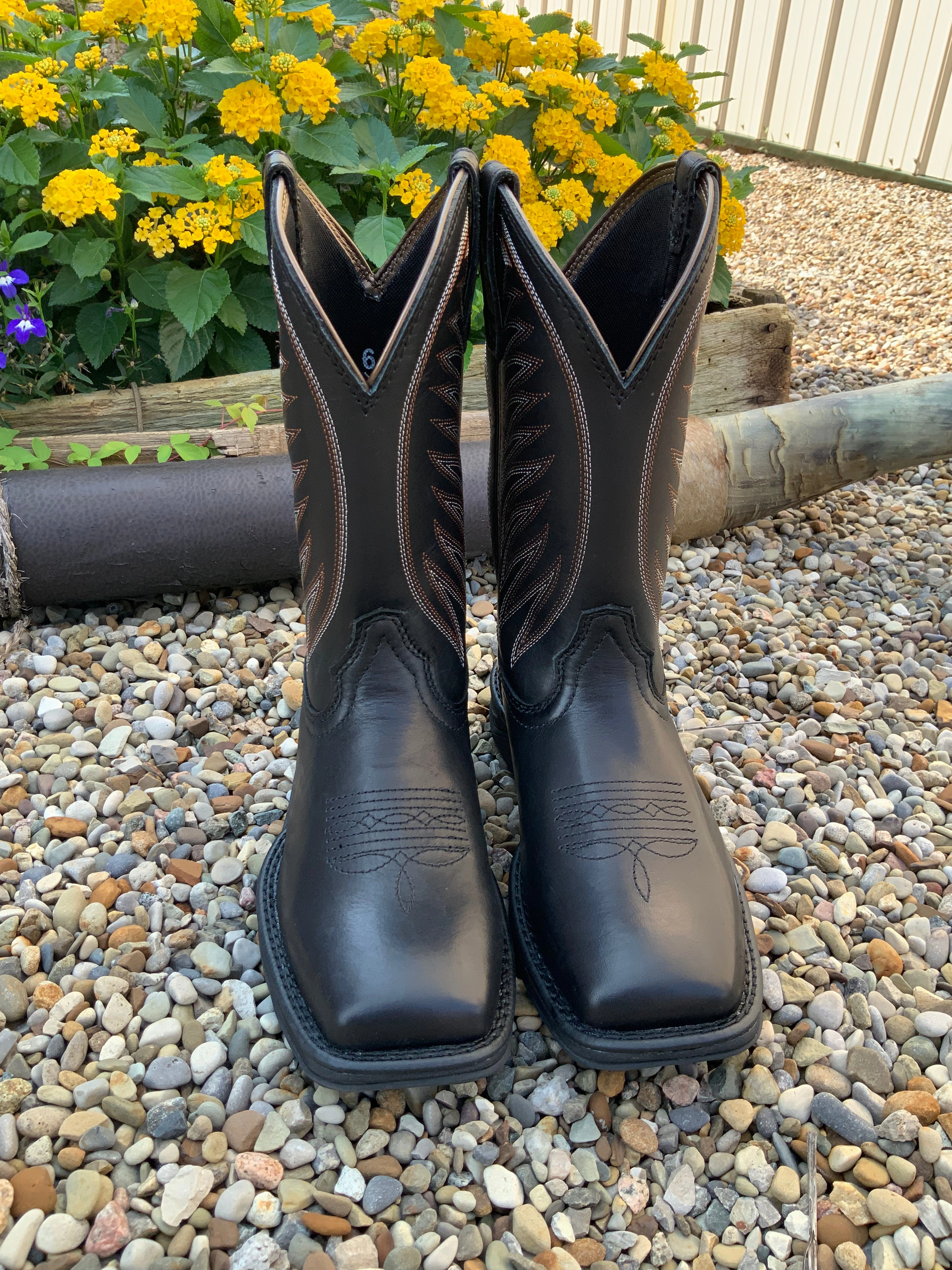 Ariat Women's Anthem 2.0 Black Square Toe Cowgirl Boots 10040285 Resort Mode