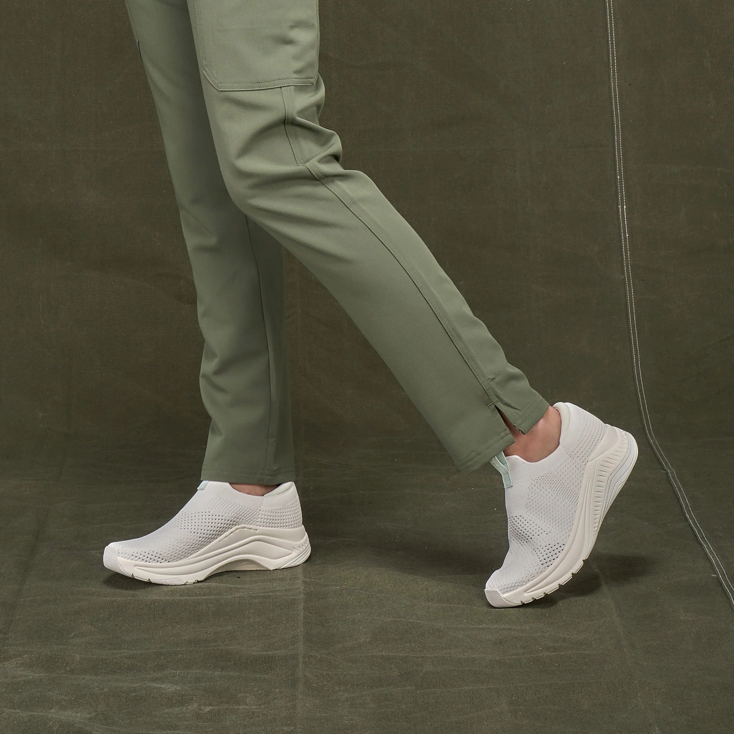 Wind Safe Shine Silver Pep | Knit | White