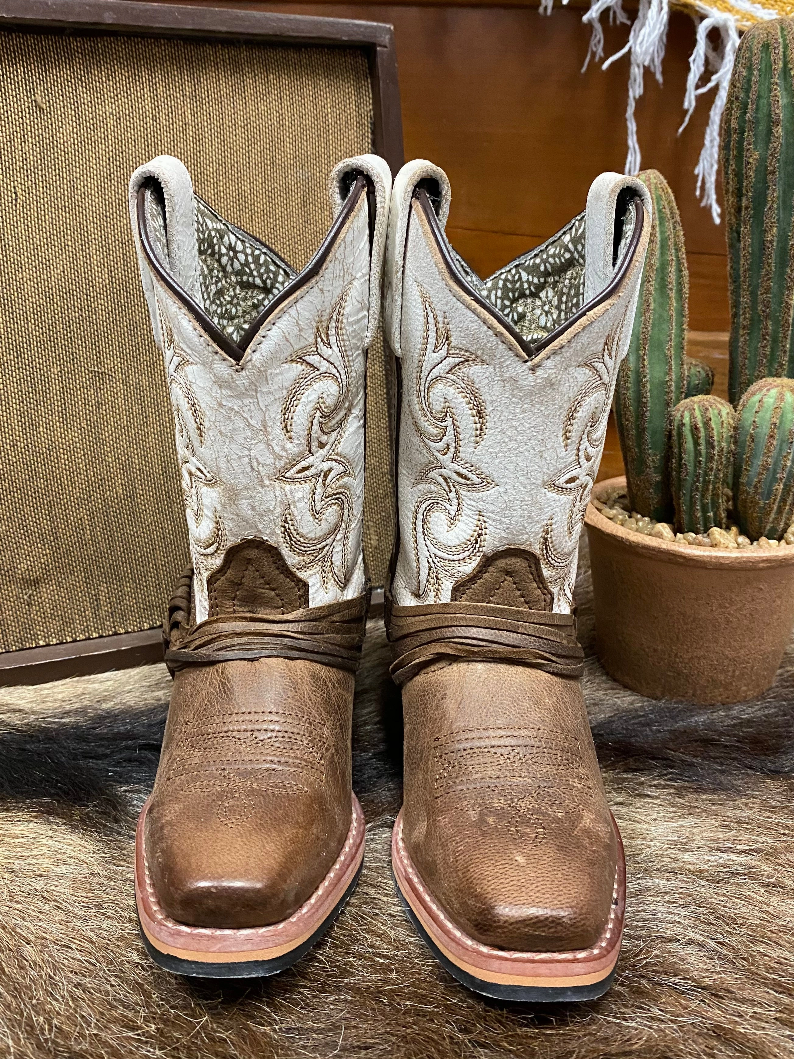 Dan Post Children/Youth Girl's Tan Leather & White Top Lil Myra Narrow Square Toe Cowgirl Boot DPC2911 DPC3911 Casual Walk Sporty Vibe