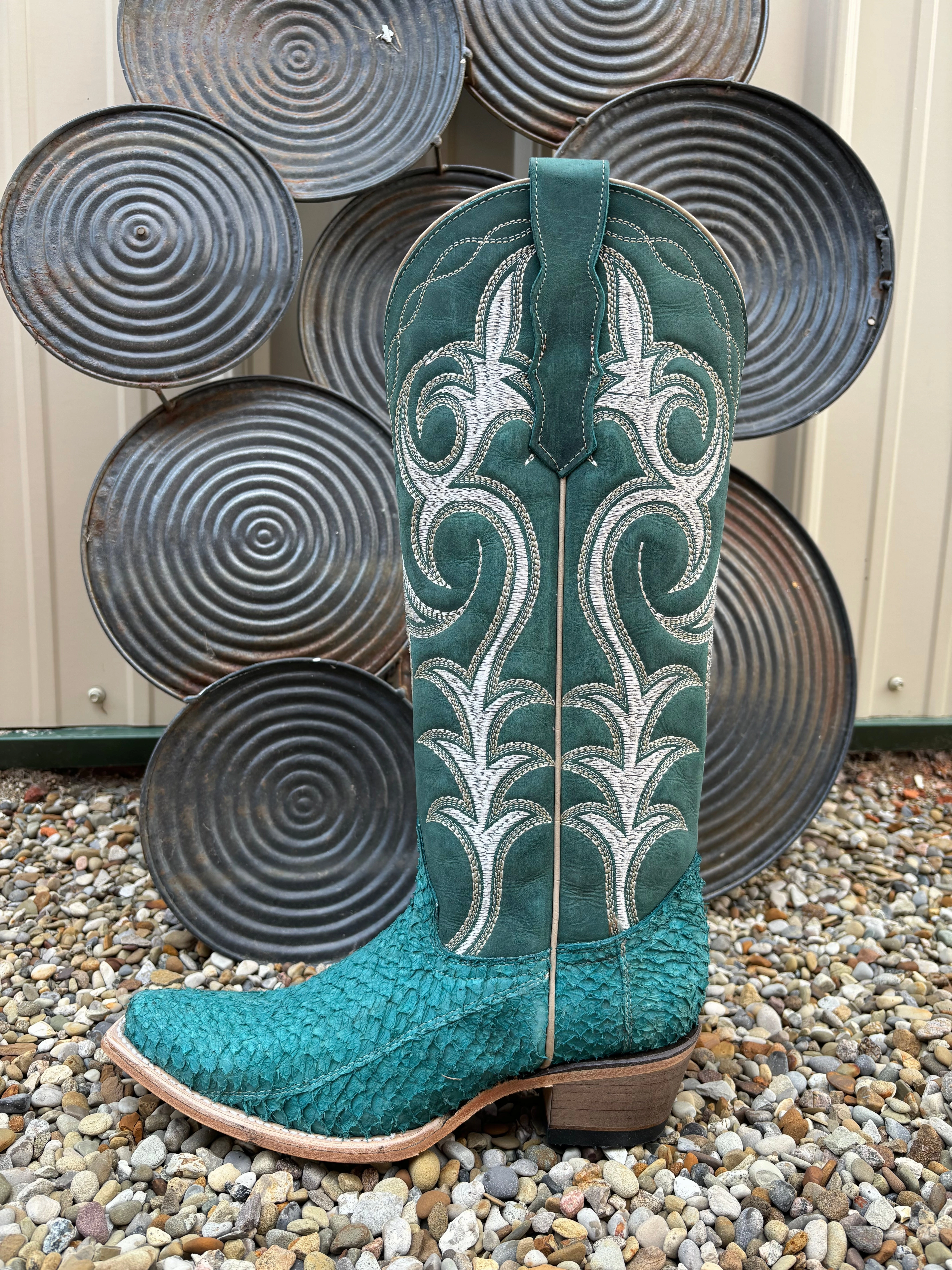 Circle G Women's Turquoise Fish Embroidered Snip Toe Cowgirl Boots L6109 Walk Support Bold Life