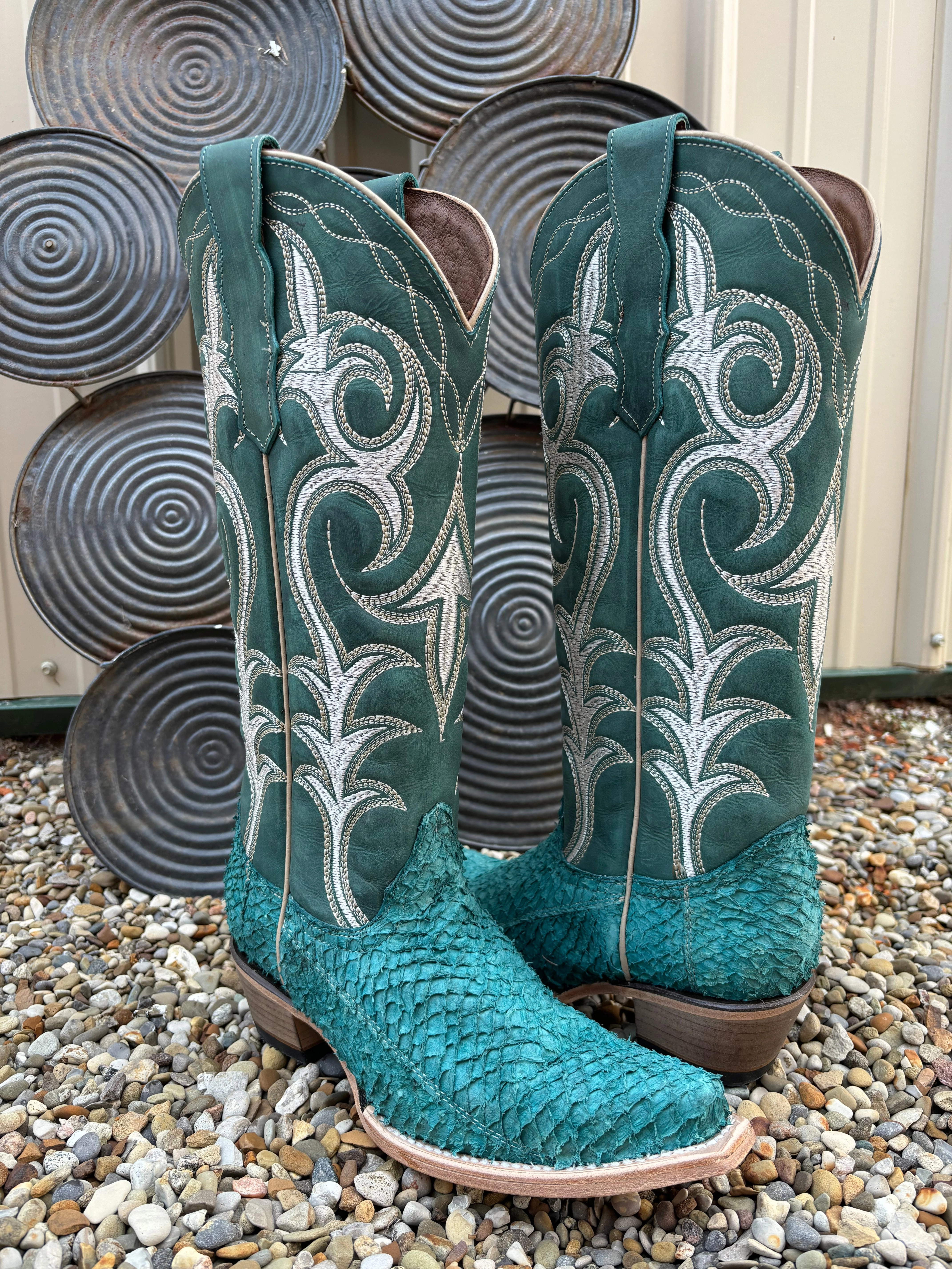 Circle G Women's Turquoise Fish Embroidered Snip Toe Cowgirl Boots L6109 Multi Use