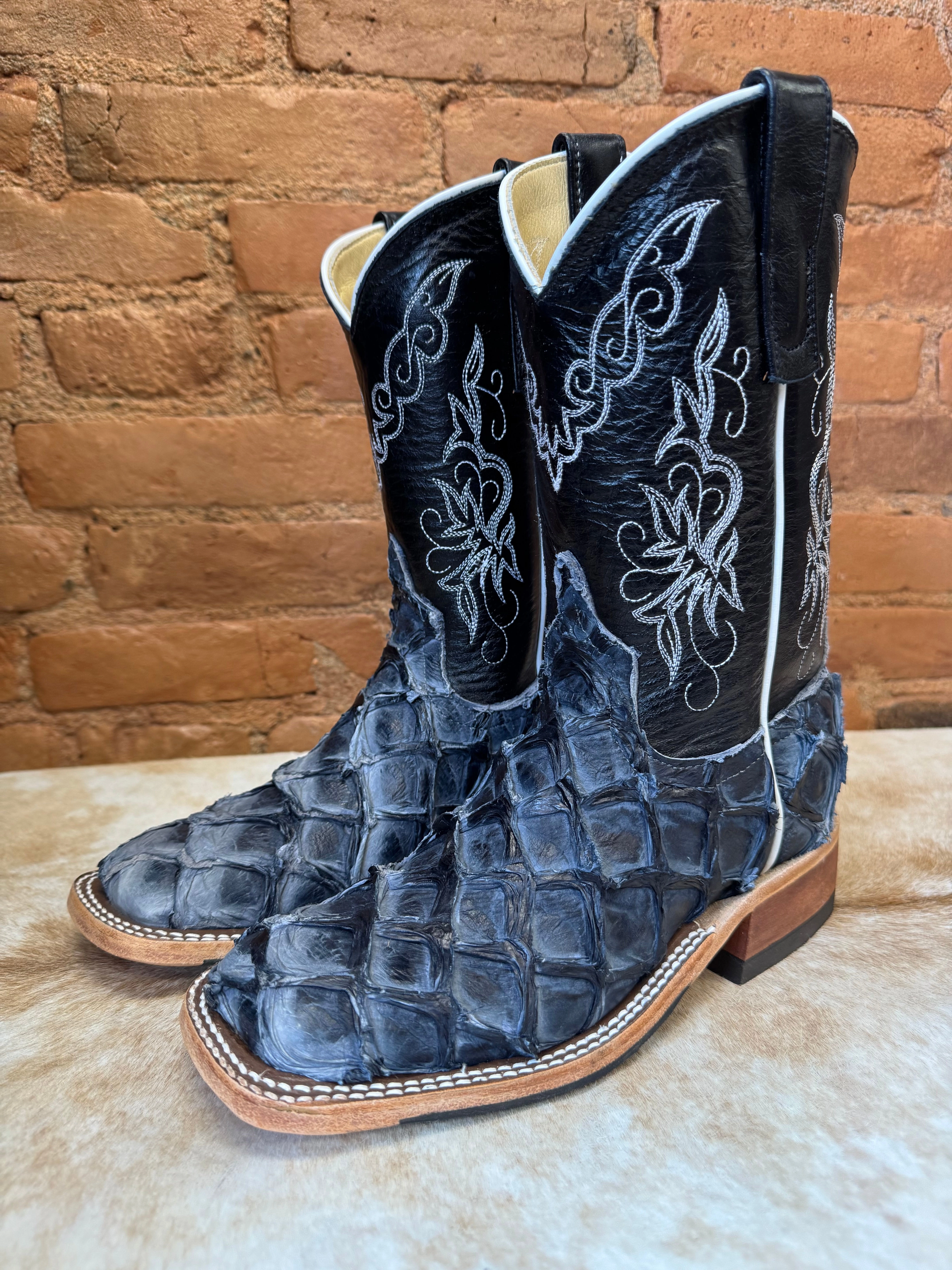 Anderson Bean Women's Navy Big Bass Arapaima & Carbon Blue Milan Square Toe Cowgirl Boots 335358 Comfortable Feeling