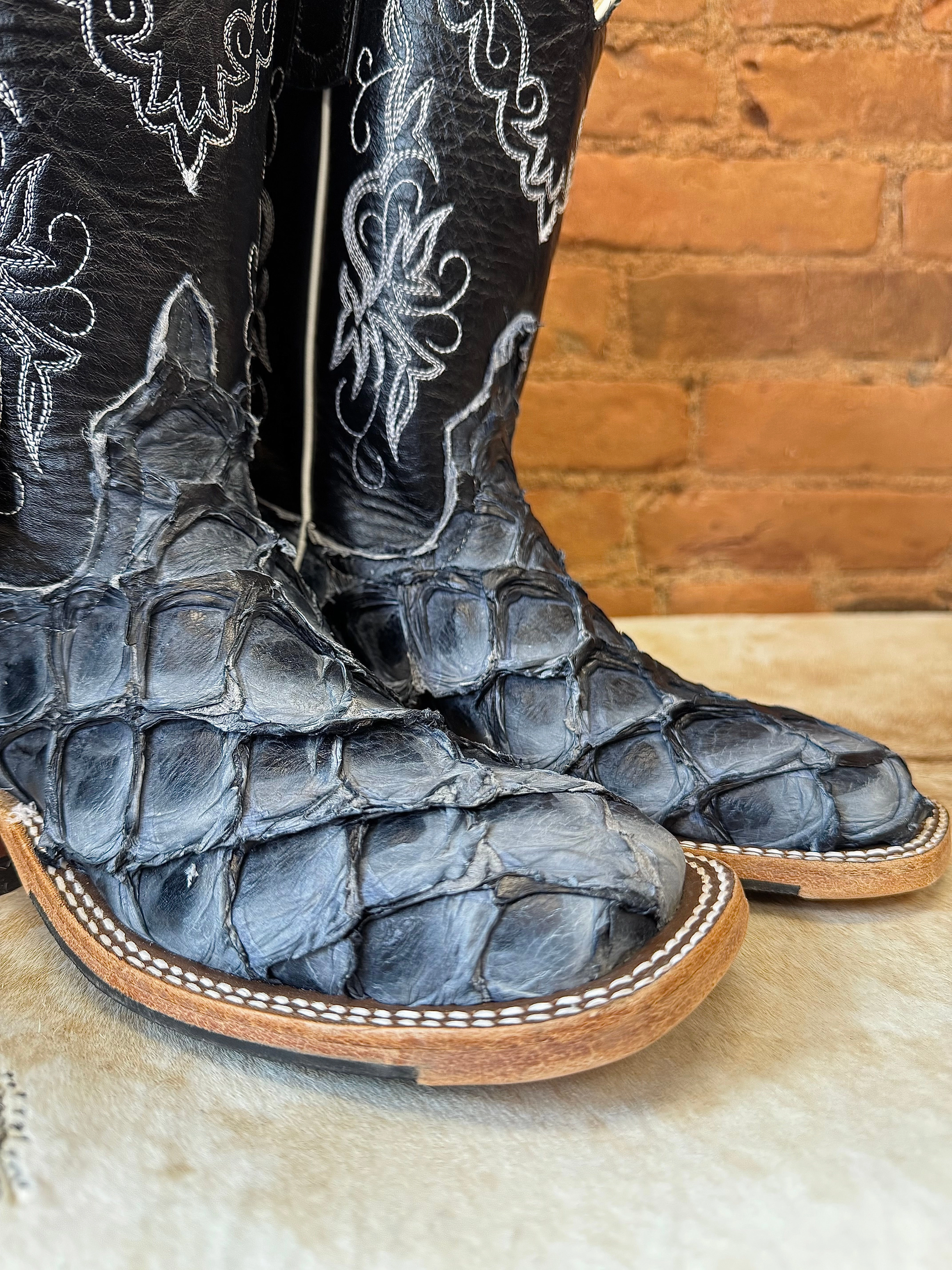 Anderson Bean Women's Navy Big Bass Arapaima & Carbon Blue Milan Square Toe Cowgirl Boots 335358 Casual Wear Urban Outfit