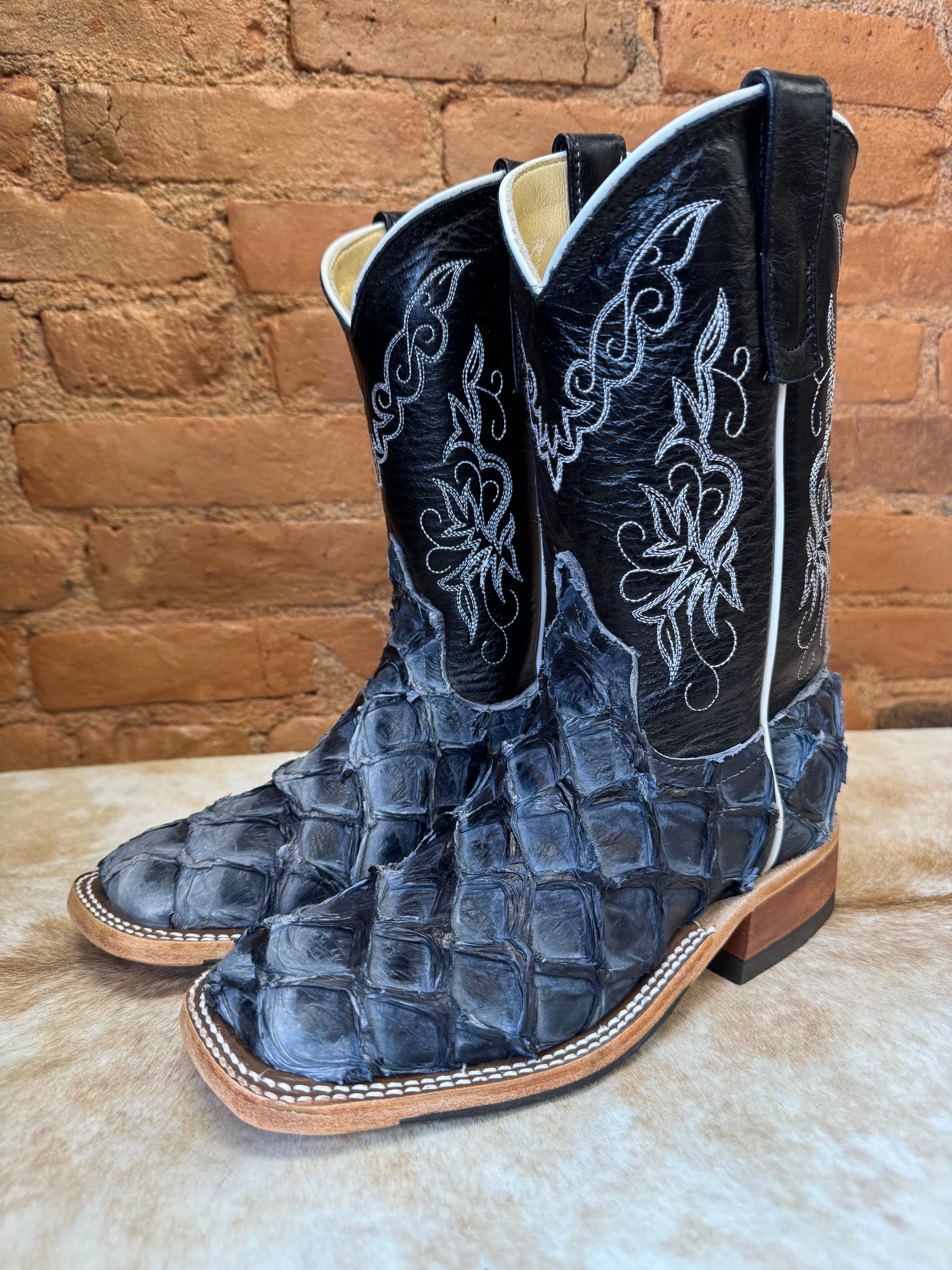Anderson Bean Women's Navy Big Bass Arapaima & Carbon Blue Milan Square Toe Cowgirl Boots 335358 Comfortable Feeling