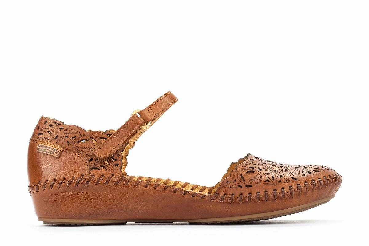 Wander Wear Chic Vacation Footwear Puerta Vallarta | Laser Leaf | Brandy