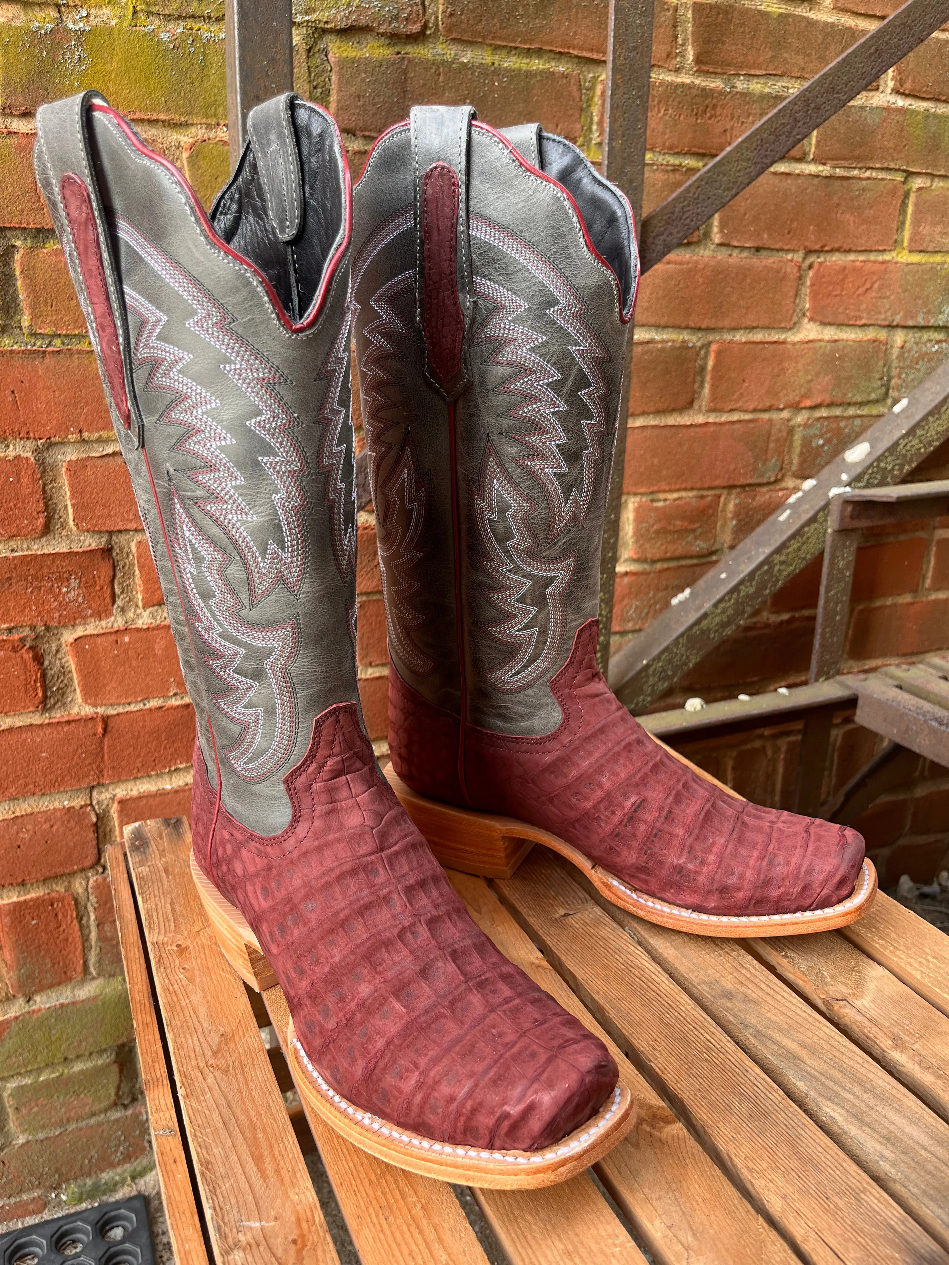 Lace Up Versatile R. Watson Women's Nubuck Rhubarb Caiman Belly Cutter Toe Cowgirl Boots RWL2009-1