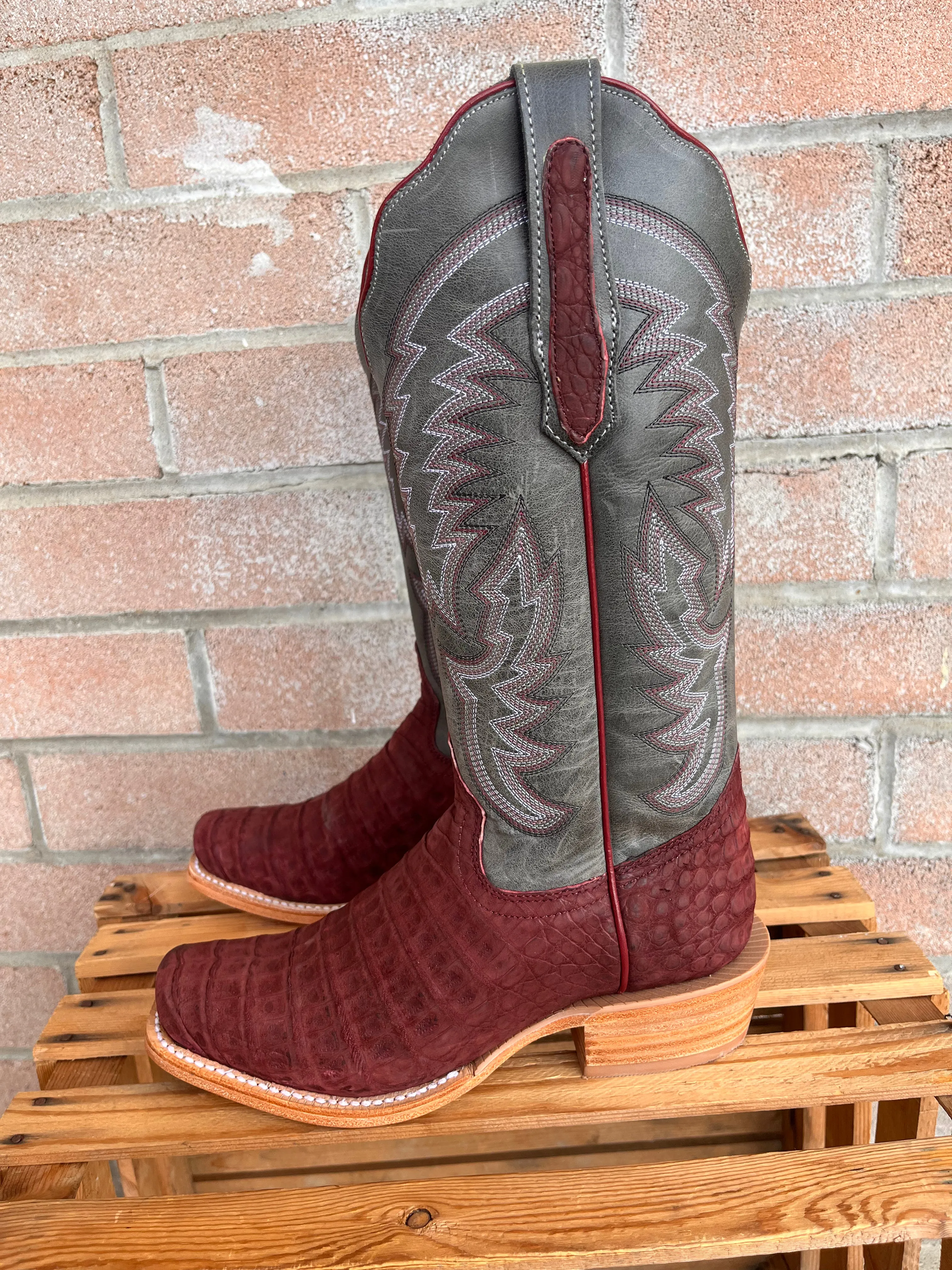 R. Watson Women's Nubuck Rhubarb Caiman Belly Cutter Toe Cowgirl Boots RWL2009-1 Secure Grip