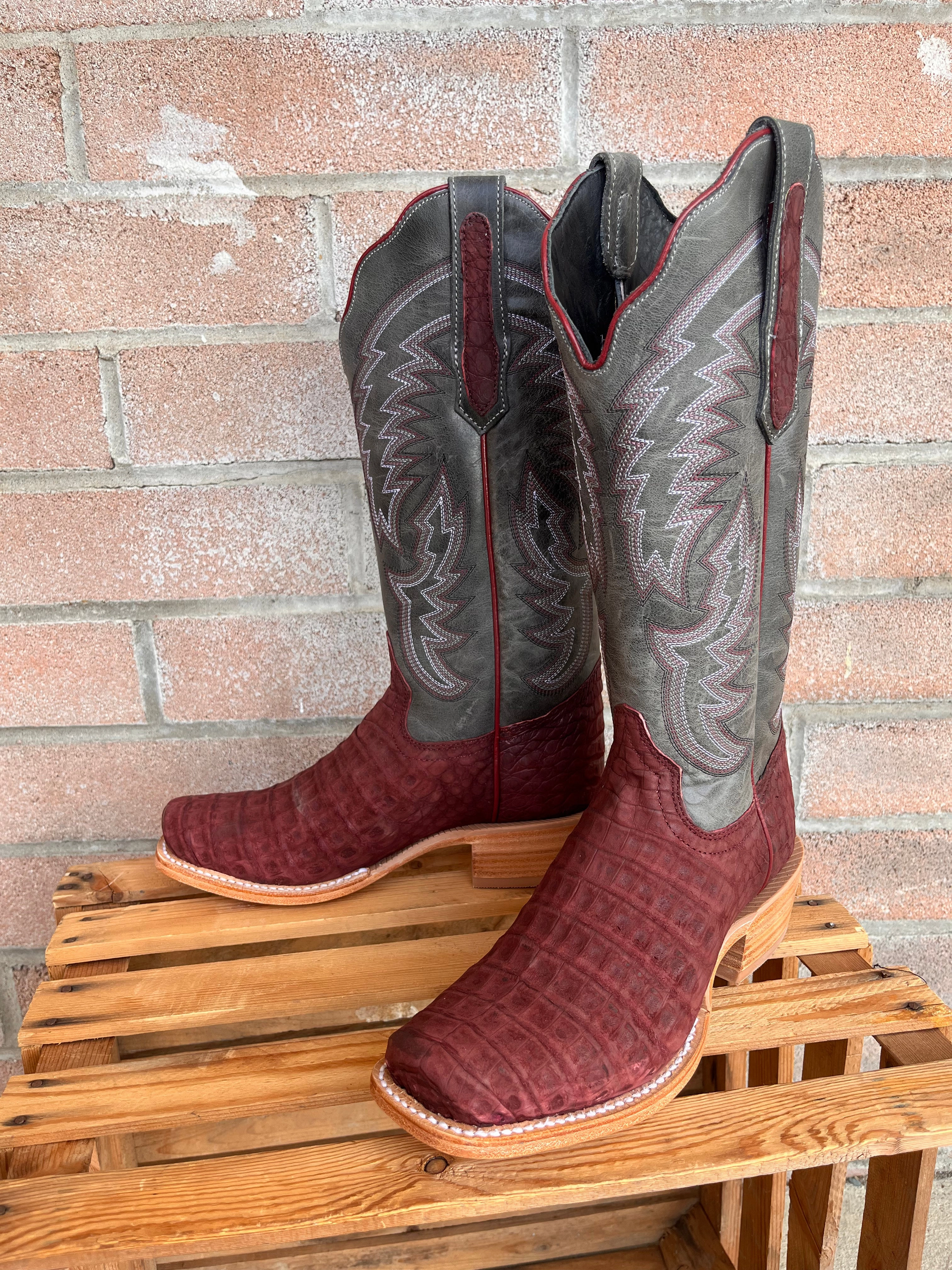 Functional R. Watson Women's Nubuck Rhubarb Caiman Belly Cutter Toe Cowgirl Boots RWL2009-1