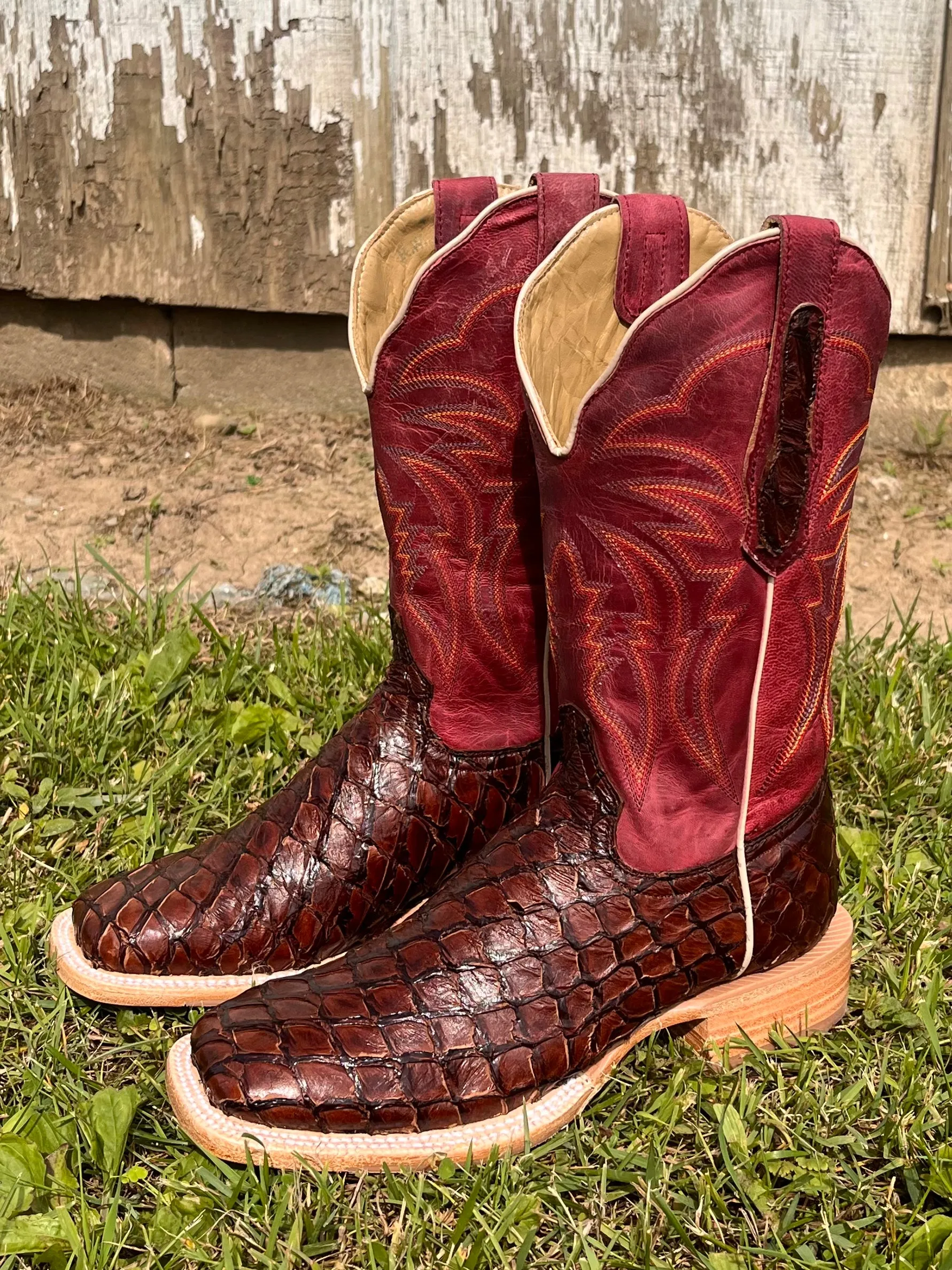 R. Watson Women's Chocolate Pirarucu Big Bass Square Toe Western Cowgirl Boots RWL7800-2 Slip On Style Rough Path