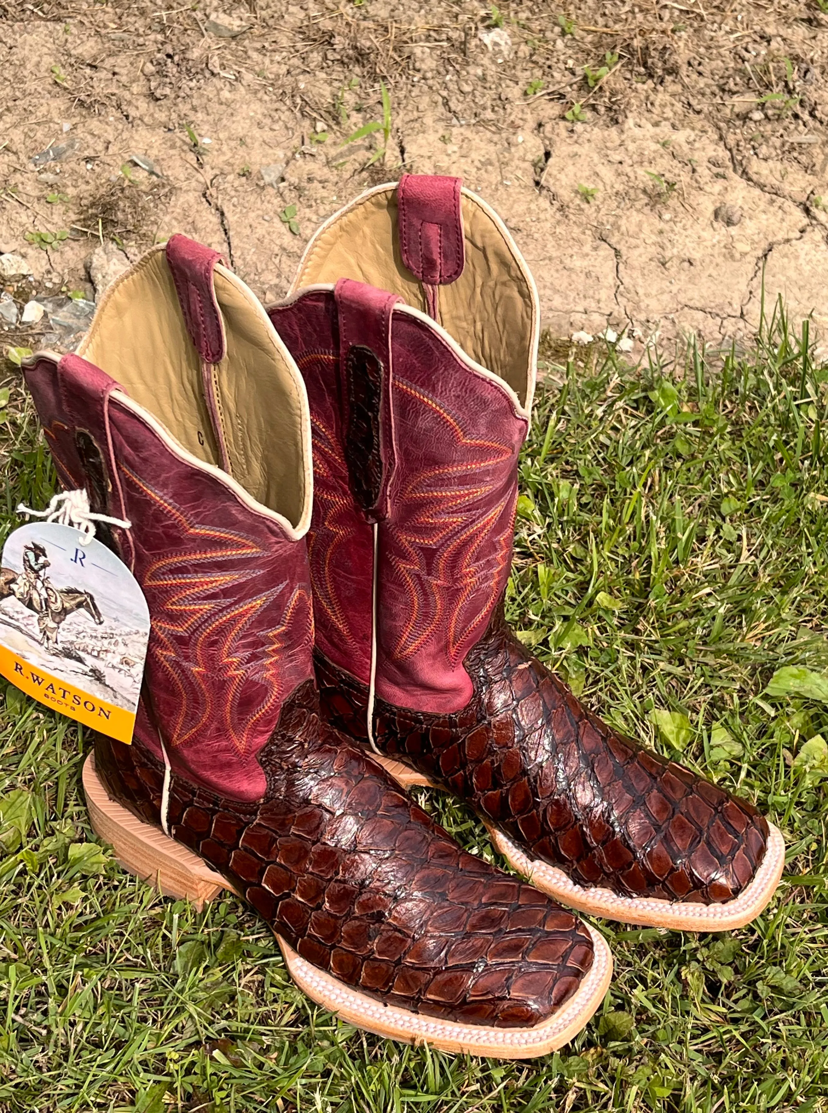 R. Watson Women's Chocolate Pirarucu Big Bass Square Toe Western Cowgirl Boots RWL7800-2 Lightweight Comfort Soft Insole