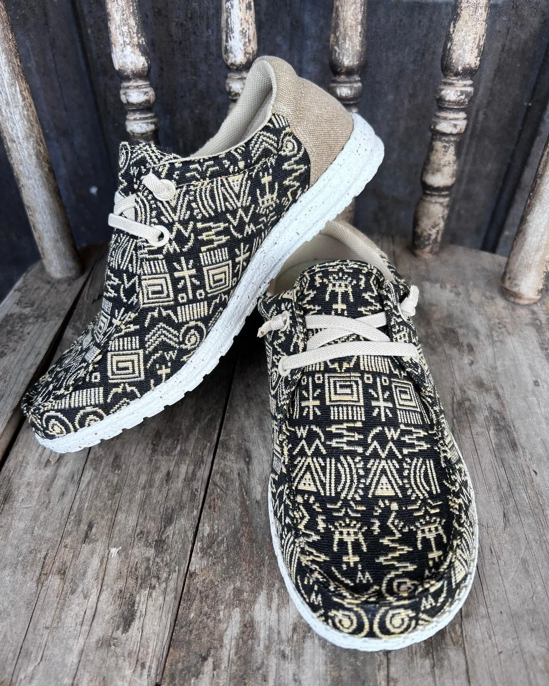 Roper Women's Eva Moc Lace Up Hang Loose Black & Tan Casual Shoes 1793-2975 Fast Run Wardrobe Base