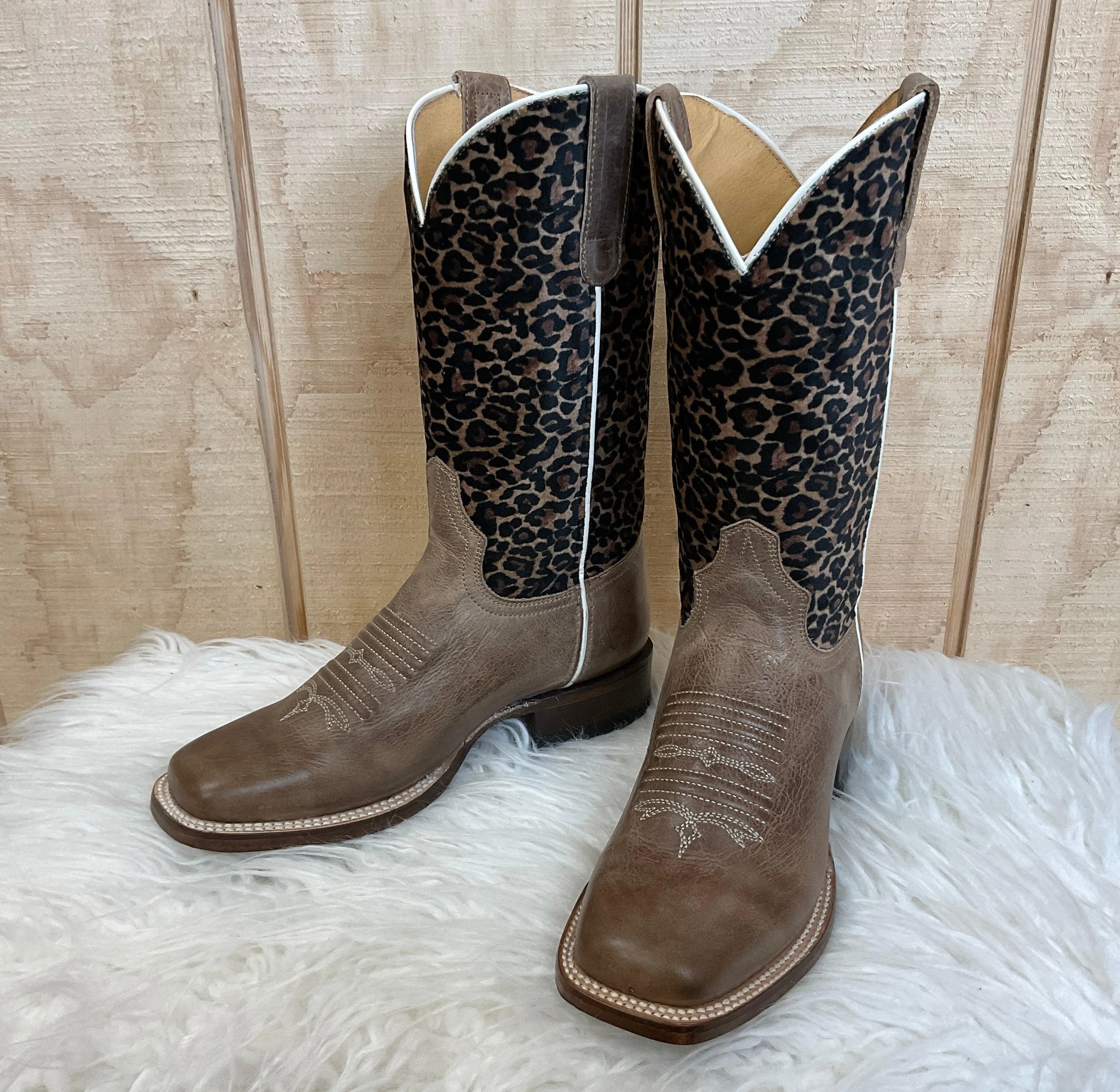 Roper Women's Waxy Brown Leather & Cheetah Top Square Toe Cowgirl Boots 7016-8260 Multi Terrain Classic Fit
