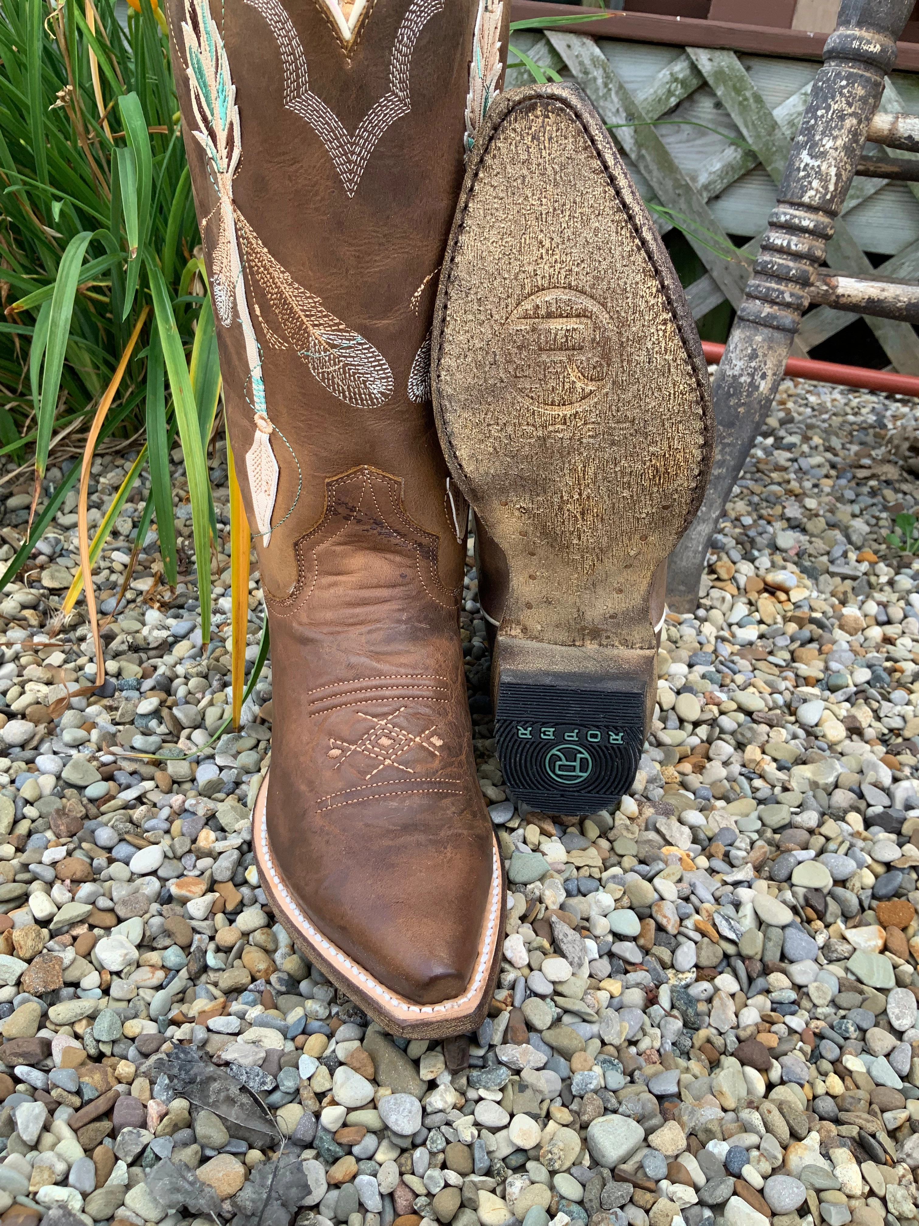 Soft outsole Comfort Flex Roper Women's Brown Leather Arrow & Feather Embroidered Wide Calf Snip Toe Cowgirl Boots 8128-8460