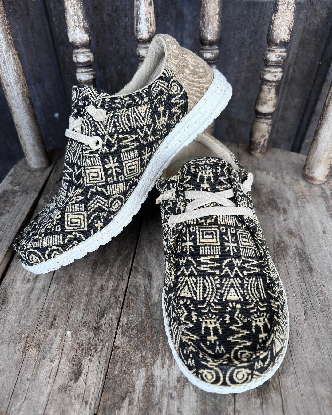 Roper Women's Eva Moc Lace Up Hang Loose Black & Tan Casual Shoes 1793-2975 Fast Run Wardrobe Base