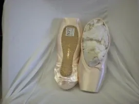 Rubin Drawstring --  Pointe Shoe -- European Pink Satin Sturdy Build Quiet Step