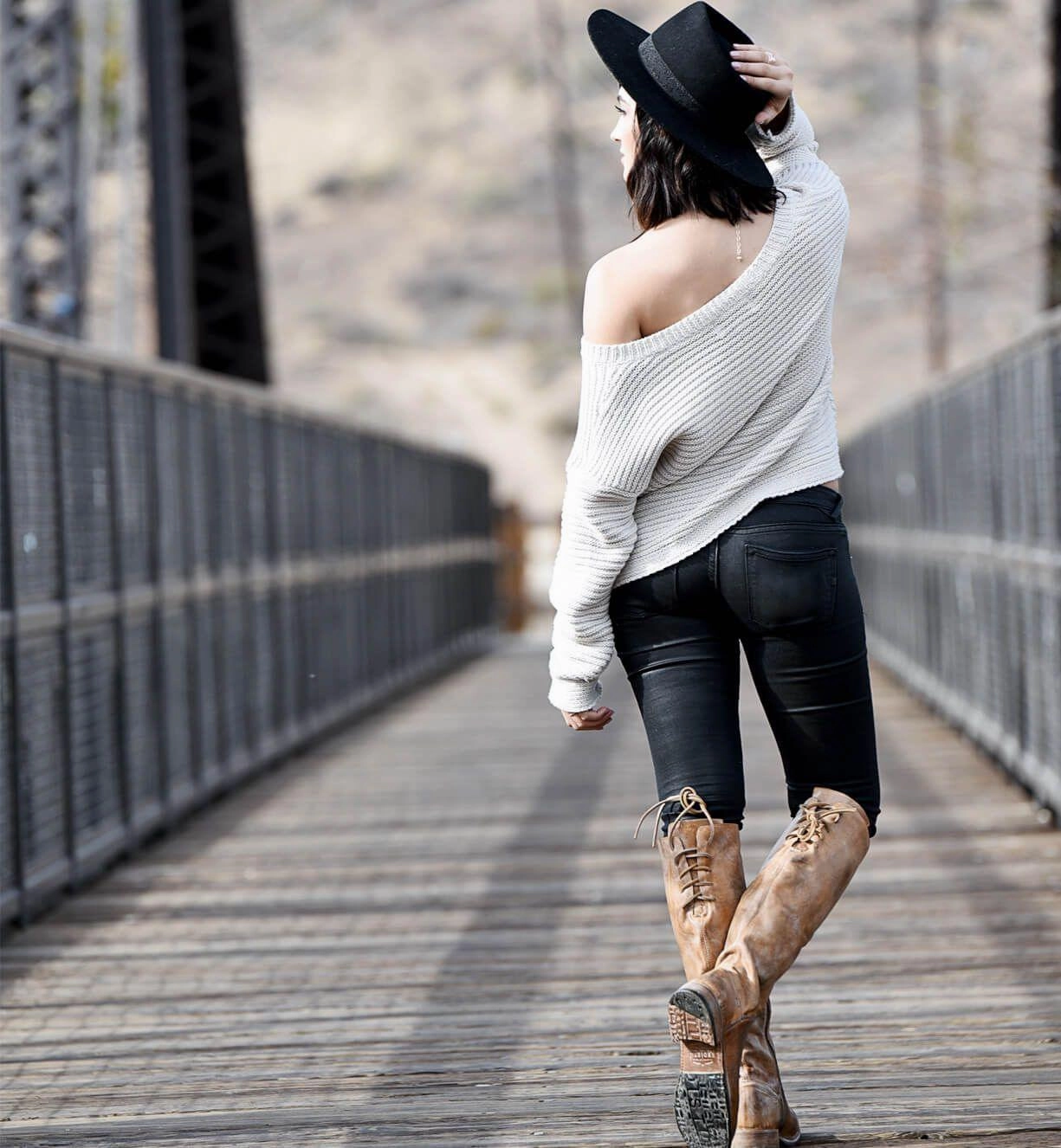 Bed Stu Women's Manchester Wide Calf Tan Rustic White Leather Tall Fashion Boot F321016 Robust Build Everyday Use