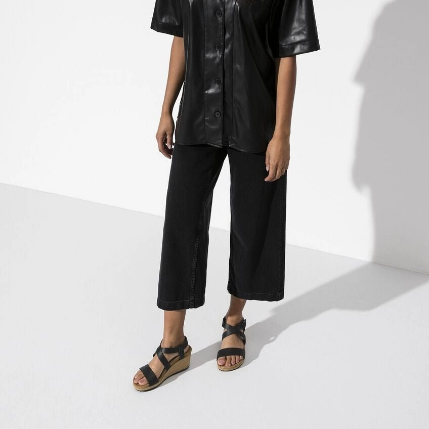 Sibyl Ring Buckle | Leather | Black Everyday Shoes