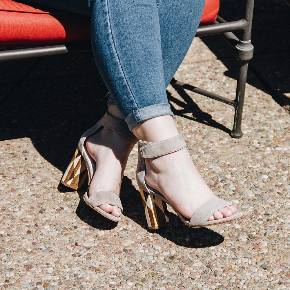 Jeffrey Campbell Lindsay Sandal - On The EDGE