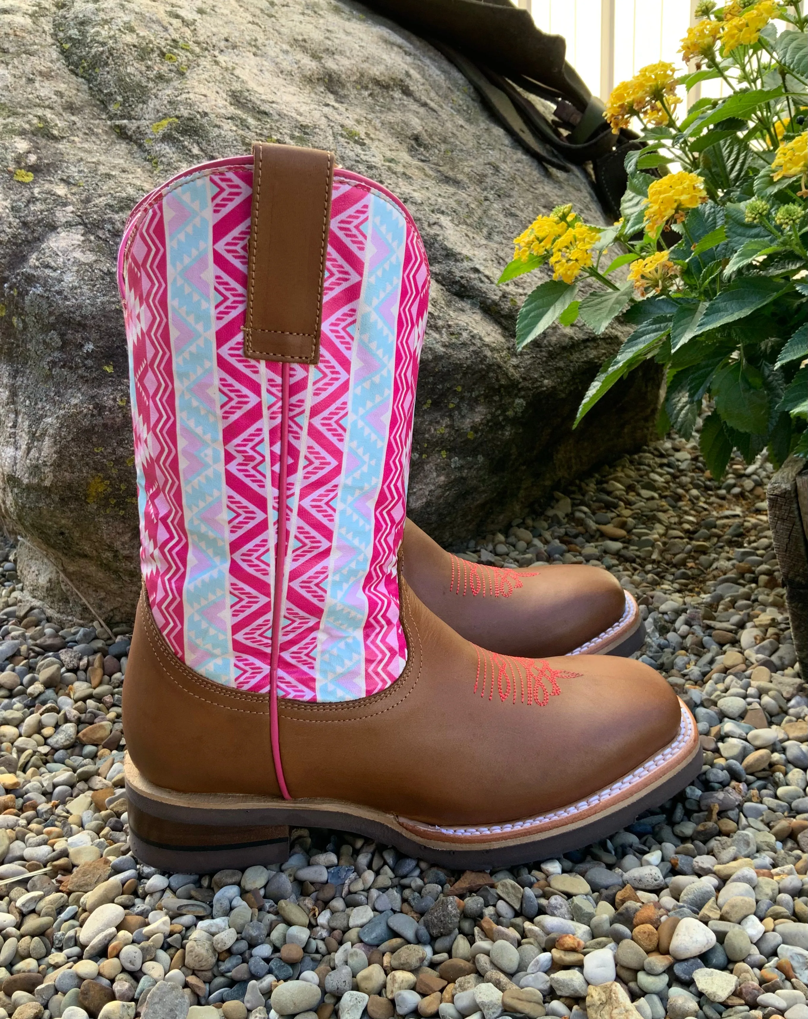 Outdoor Protection Strong Laces Roper Childrens and Youth Brown & Pink Aztec Printed Top Western Cowgirl Boots 9991-0124