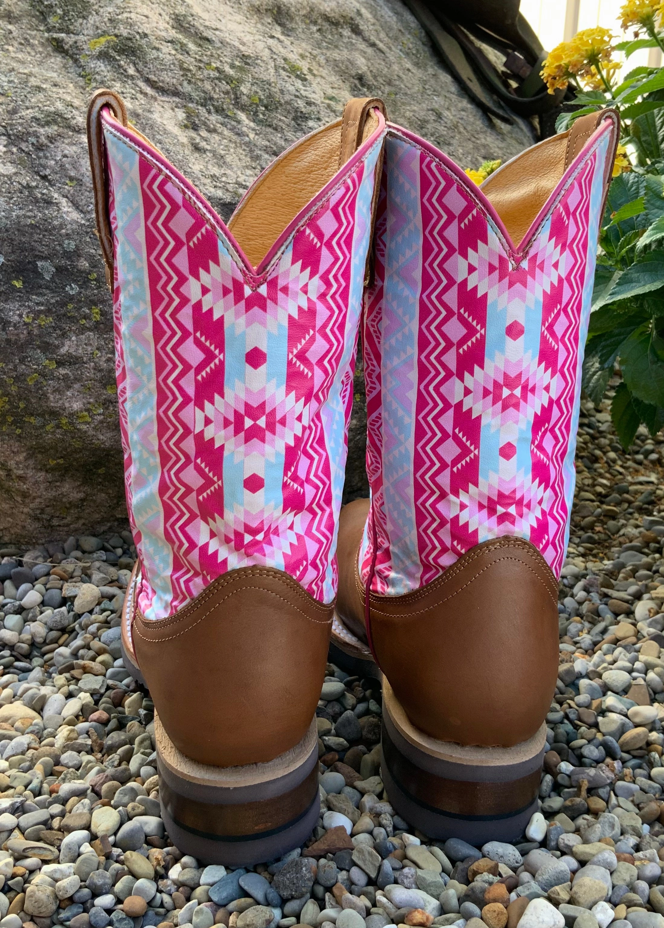 Stain Resistant Work Ready Roper Childrens and Youth Brown & Pink Aztec Printed Top Western Cowgirl Boots 9991-0124