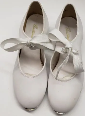 Craftsmanship Dust Free Yazmine III Jr. -- Children's Economy Tap Oxford -- White