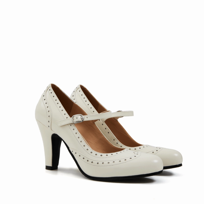 Sock-Like Frangipani Heeld Vintage Strap Pump