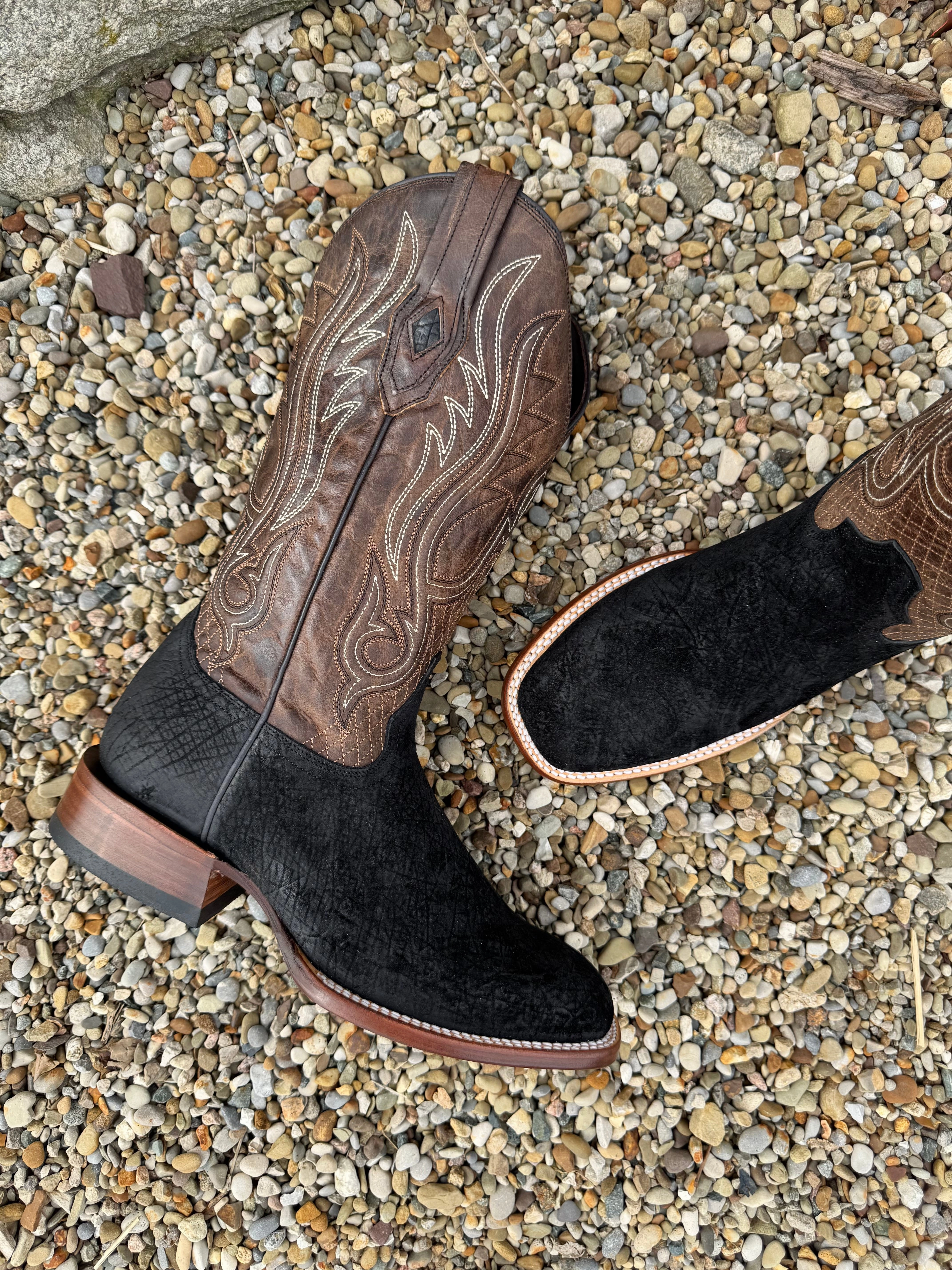 Mud Defense Stetson Men's Black Hippo River Horse Square Toe Cowboy Boots 1852-0304