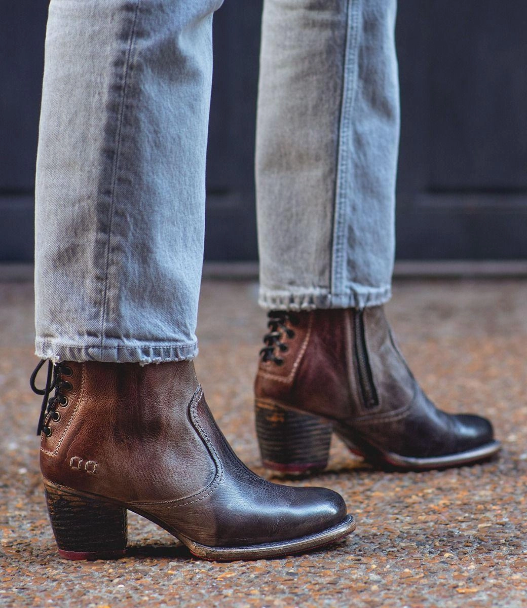 Hard Wear Ranch Mode Bed Stu Women's Xena Starry Night Leather Ankle Boots F393017SNTD