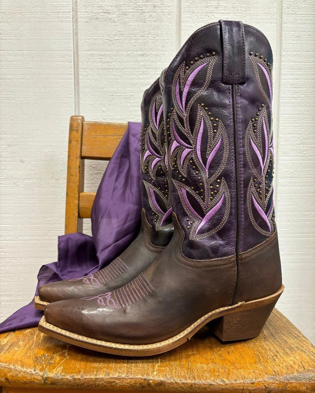 Businessman NYC Street Laredo Women's Dark Brown and Lavender Embroidered Snip Toe Cowgirl Boots 52214