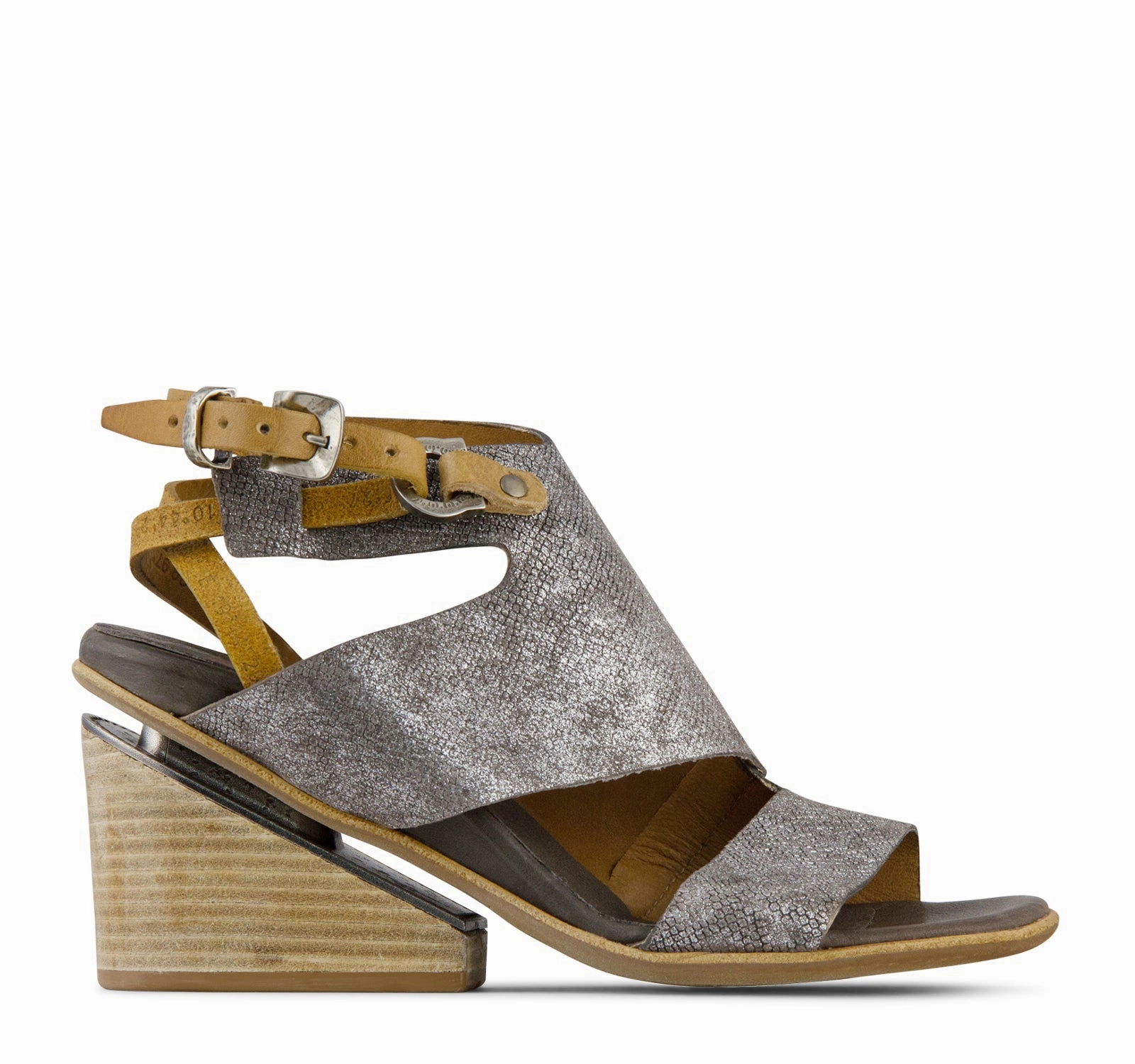 Week Easy Camera Look A.S.98 Reeve Sandal