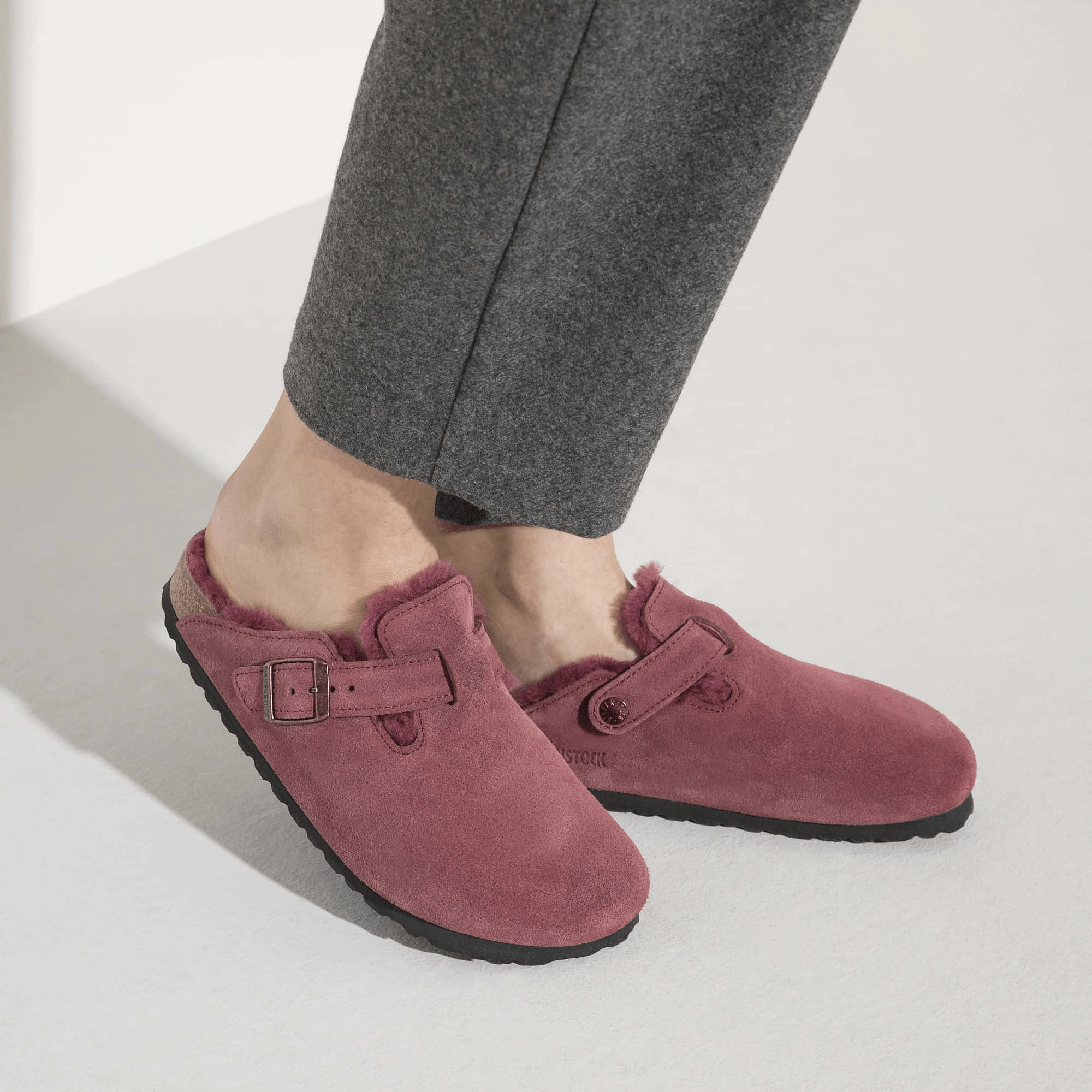 Boston Shearling | Suede | Maroon water proof Office Smart