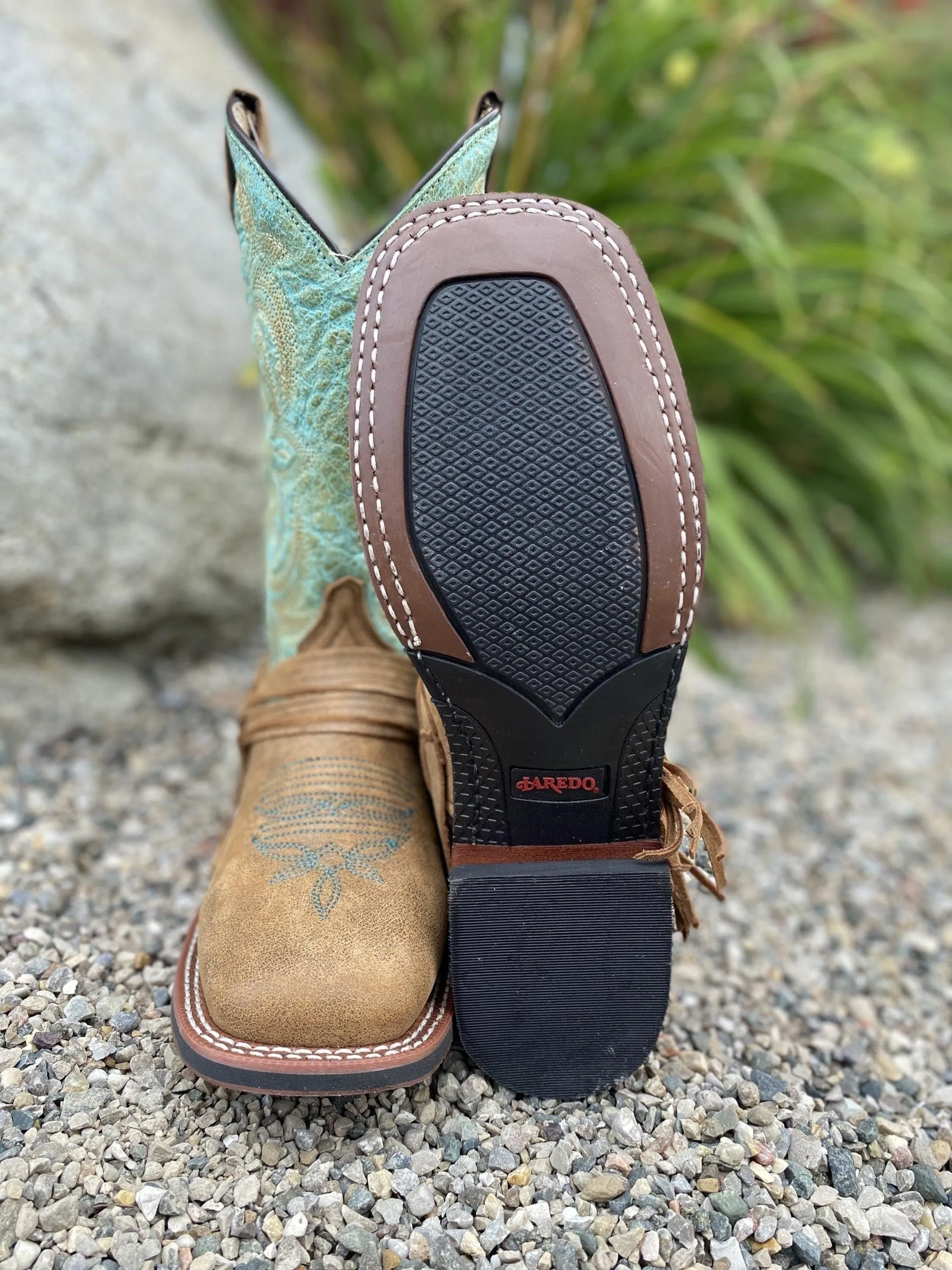 Practical Build Simple Look Laredo Women's Sadie Tan & Turquoise Square Toe Cowgirl Boots 5847