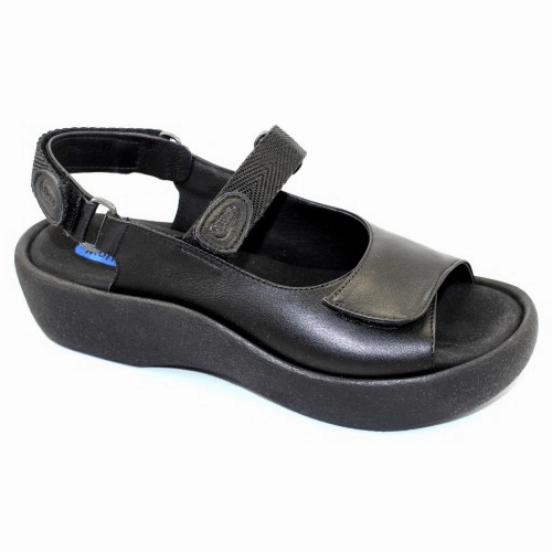 Jewel | Leather | Black Video Look