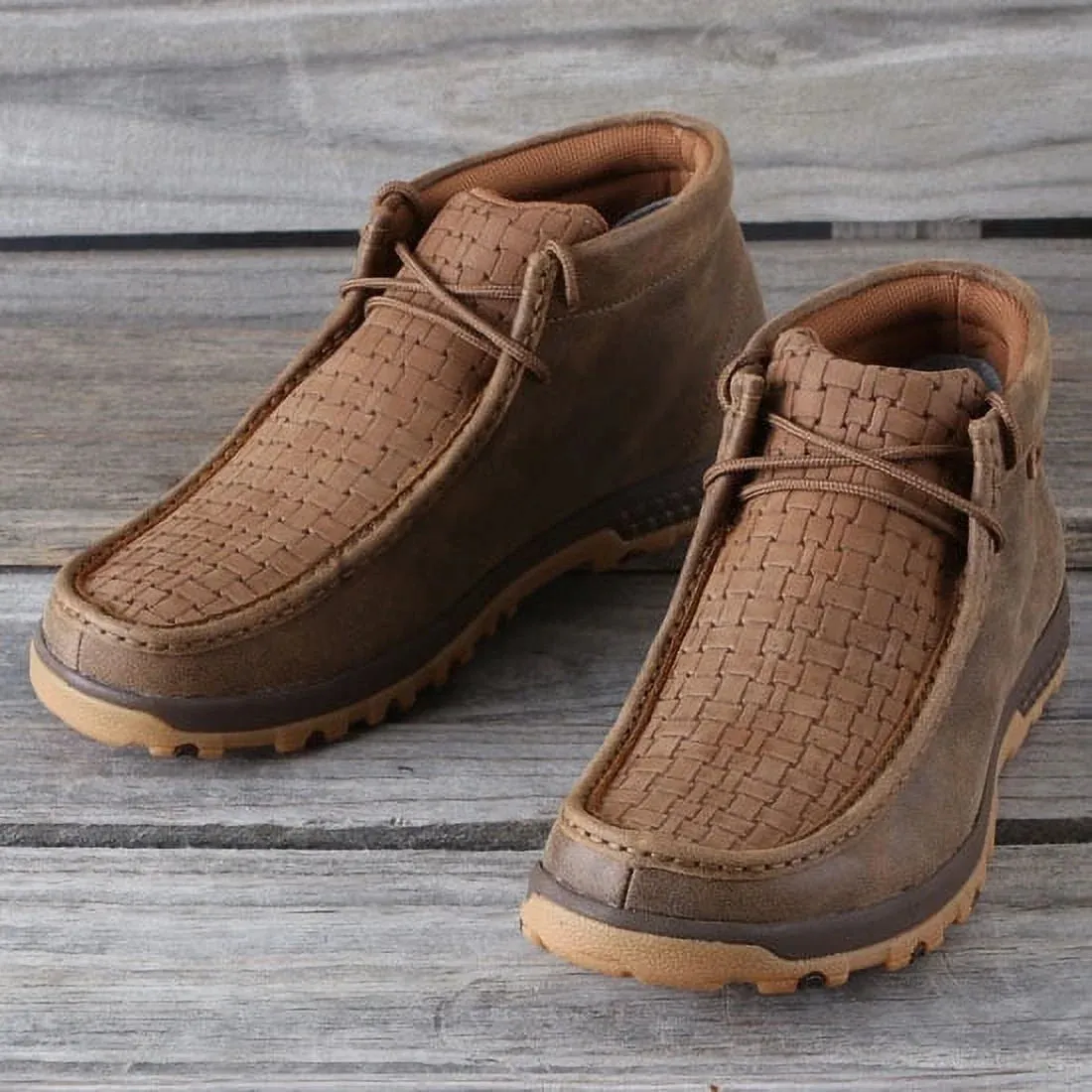 Clean Silhouette Boat shoes Twisted X Men's Chukka Chocolate Bomber Leather Driving Mocs Shoes MXC0013