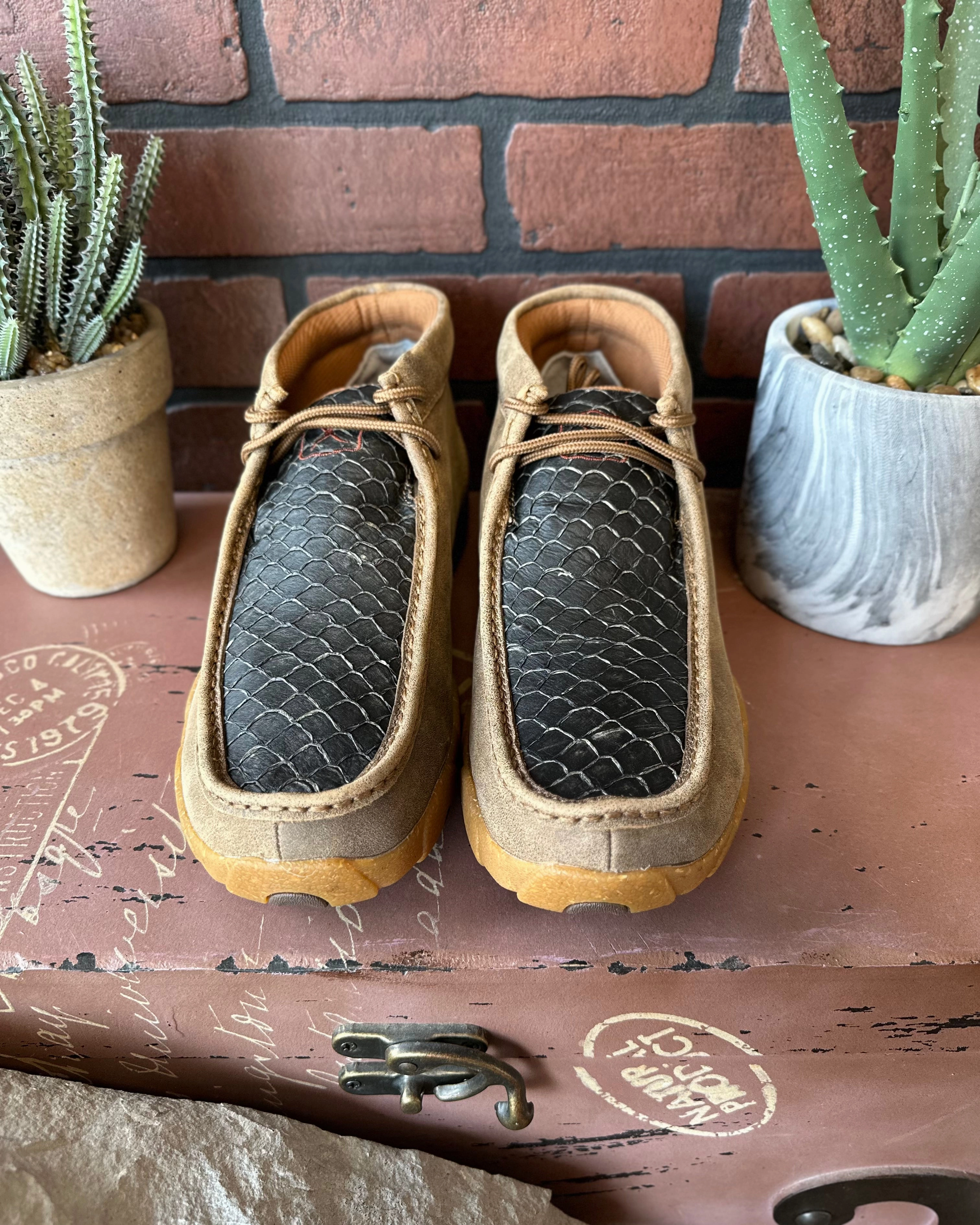 Twisted X Men's 4" Chukka Black Fish Print & Bomber Leather Driving Moc Shoe MDM0101 Lace Up