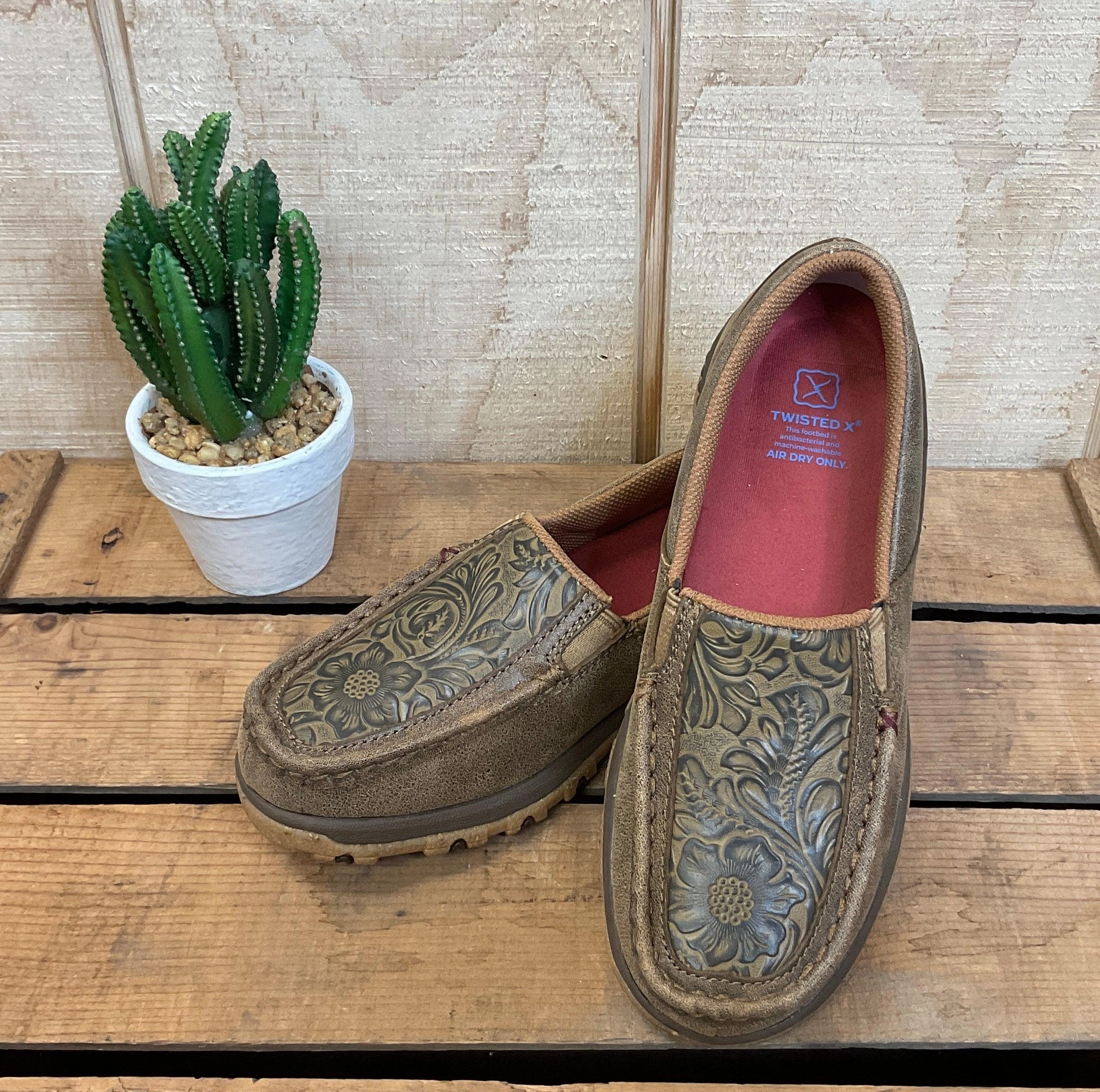 Trail Strong Stretchable Twisted X Women's Brown Bomber Leather & Tooled Slip On Driving Moc Casual Shoe WXC0013