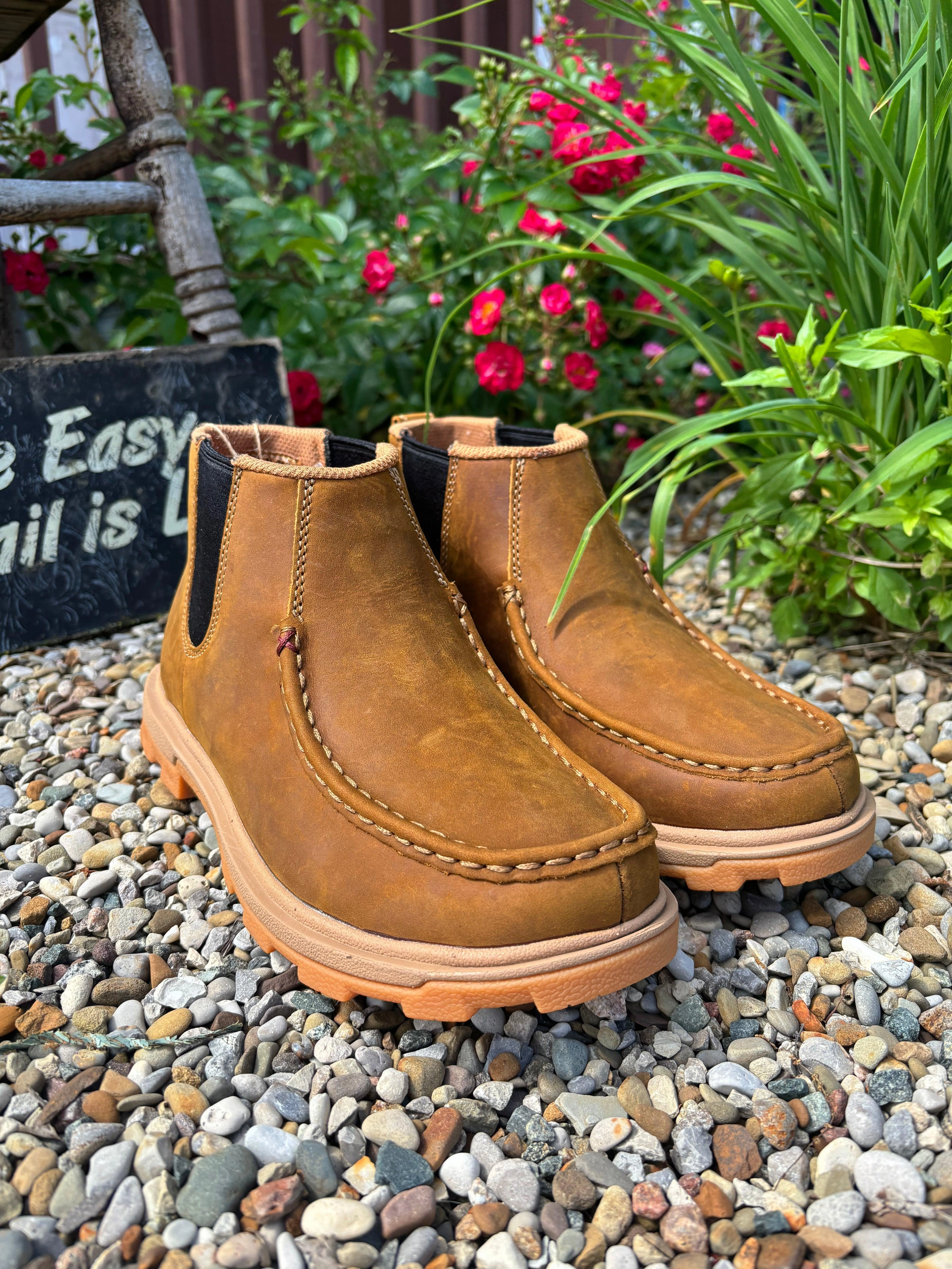 Winter Ready Boots Twisted X Women's Distressed Saddle Leather 4 Chelsea UltraLite X Work Boot WUL0002