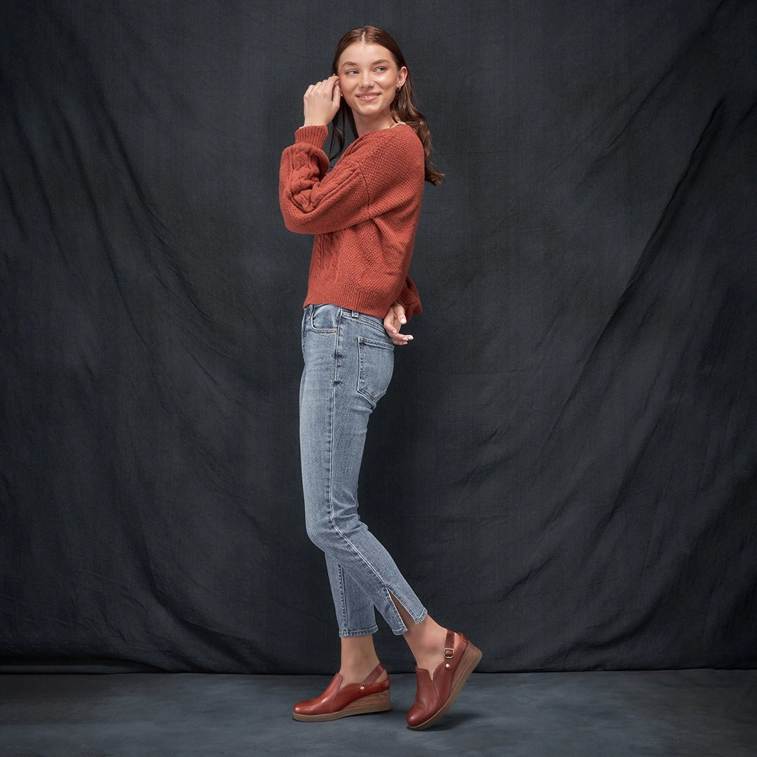 Dance Floor Work Ready Sheridan | Waterproof | Milled | Brick