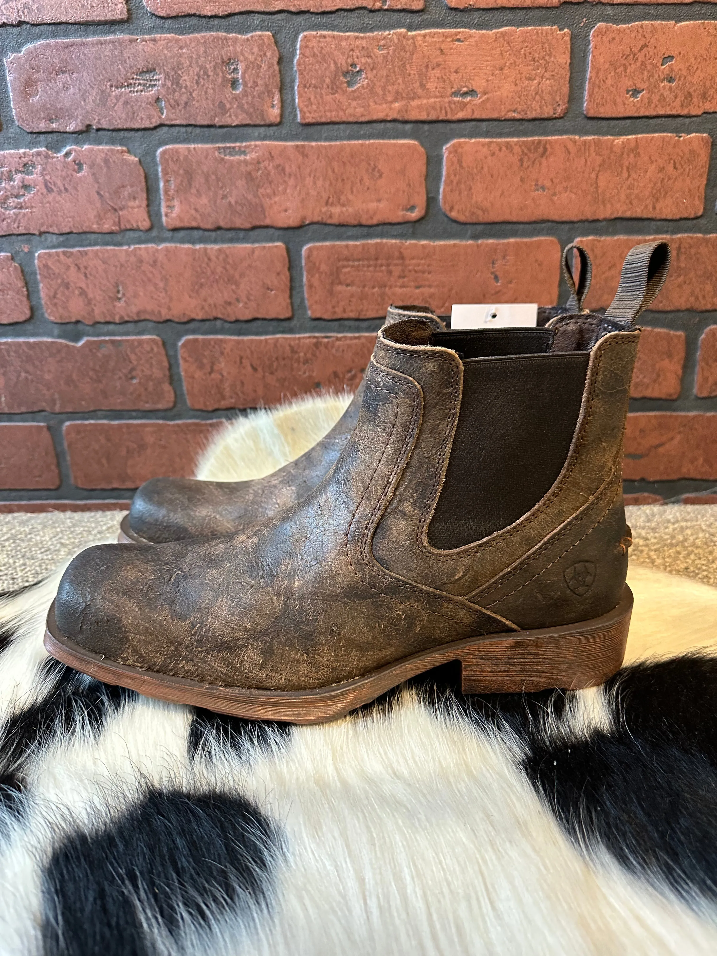 City Moments Ariat Men's Brown Midtown Rambler Square Toe Chelsea Boots 10031635