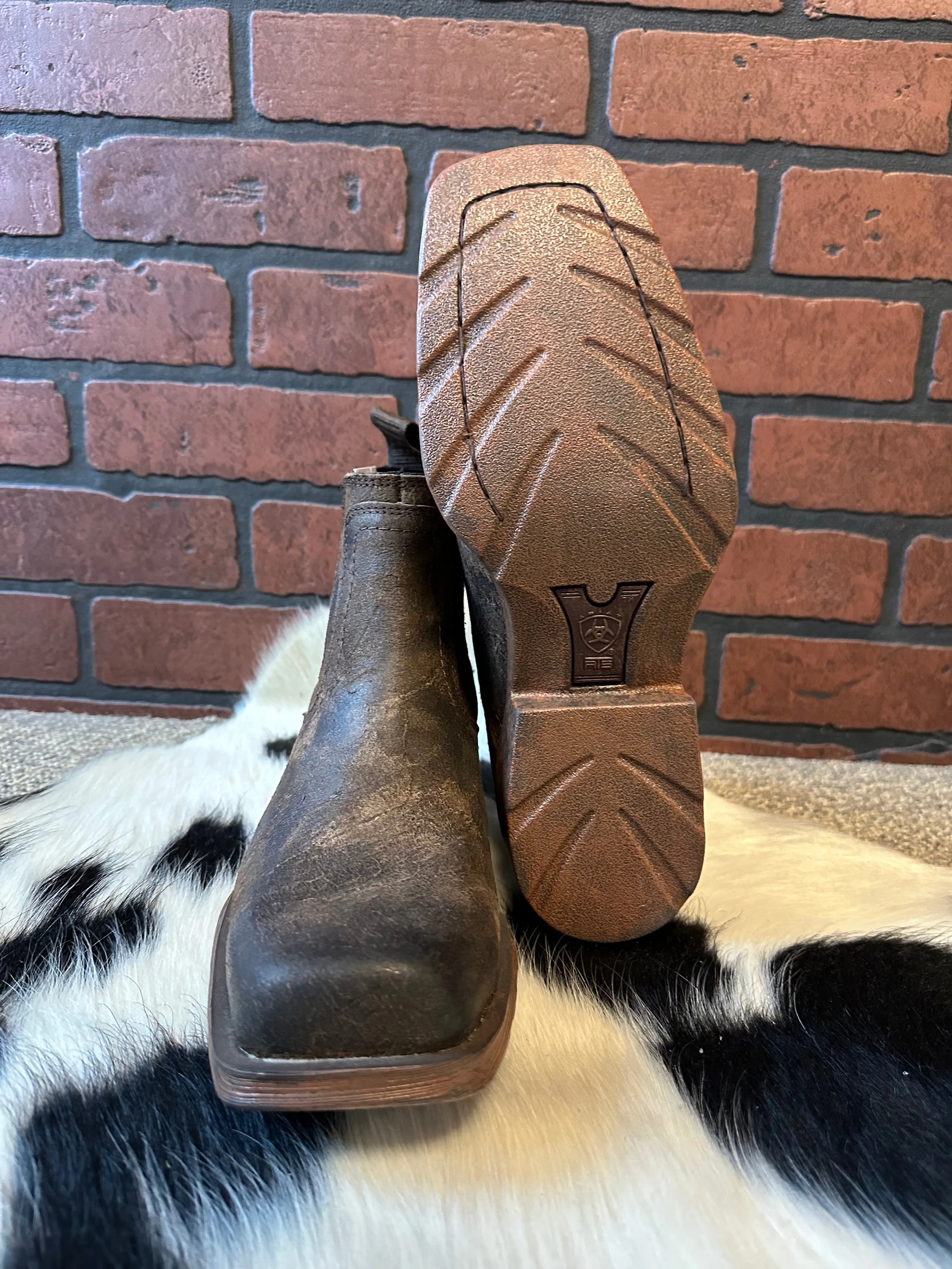 Ariat Men's Brown Midtown Rambler Square Toe Chelsea Boots 10031635 Game Fit