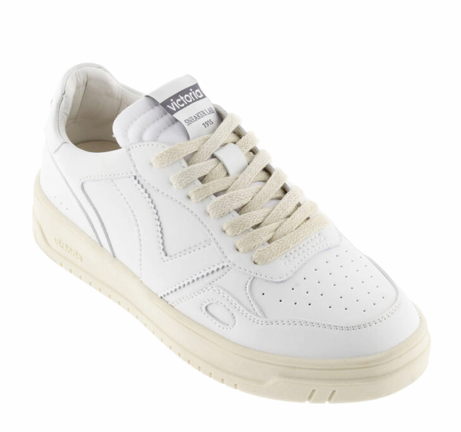 Victoria Seul Sneaker Fashion-forward style