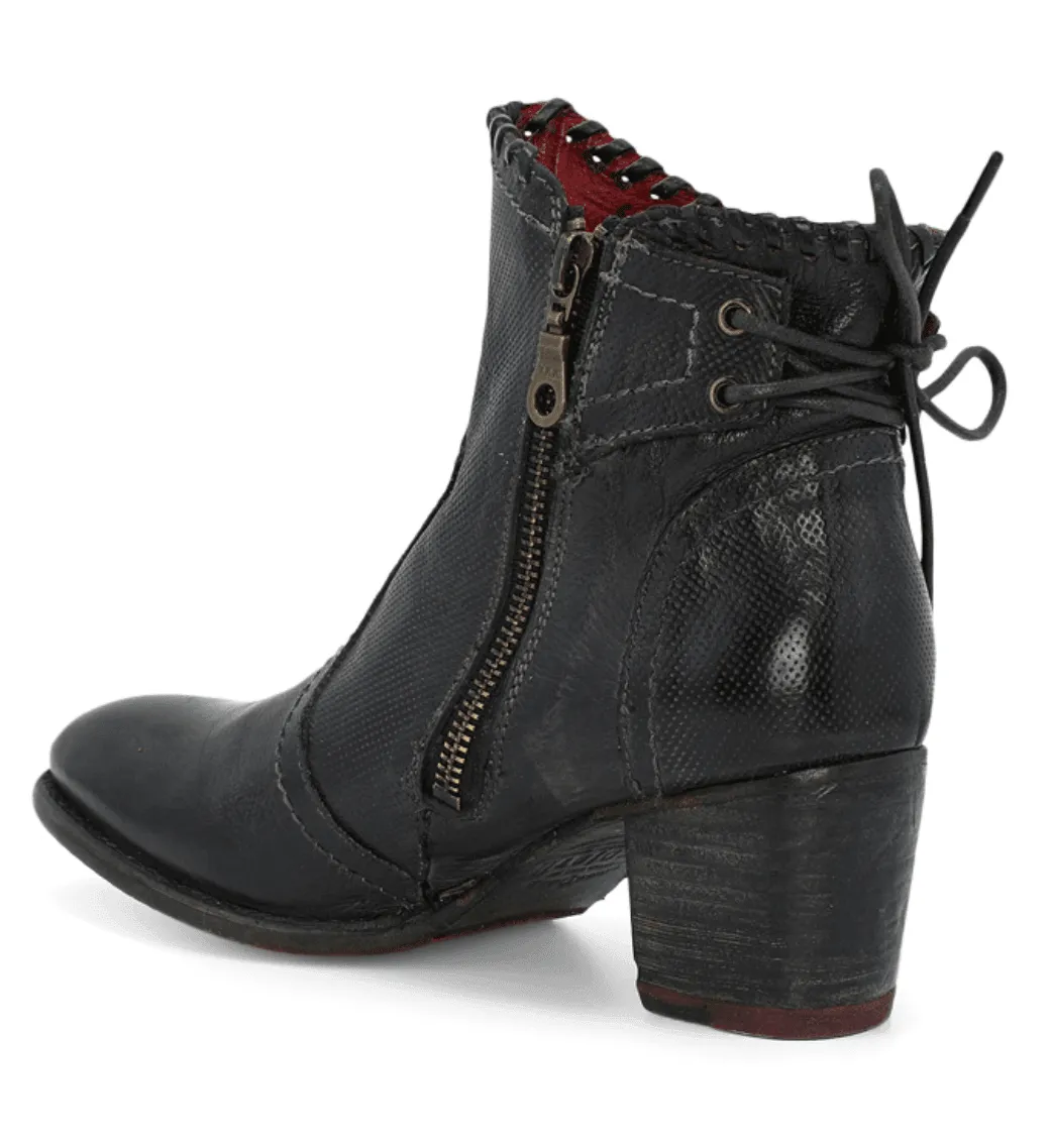 Street Utility Gloss Shine Bed Stu Women's Bia Black Rustic Leather Short Ankle Boots F393008-BKRS