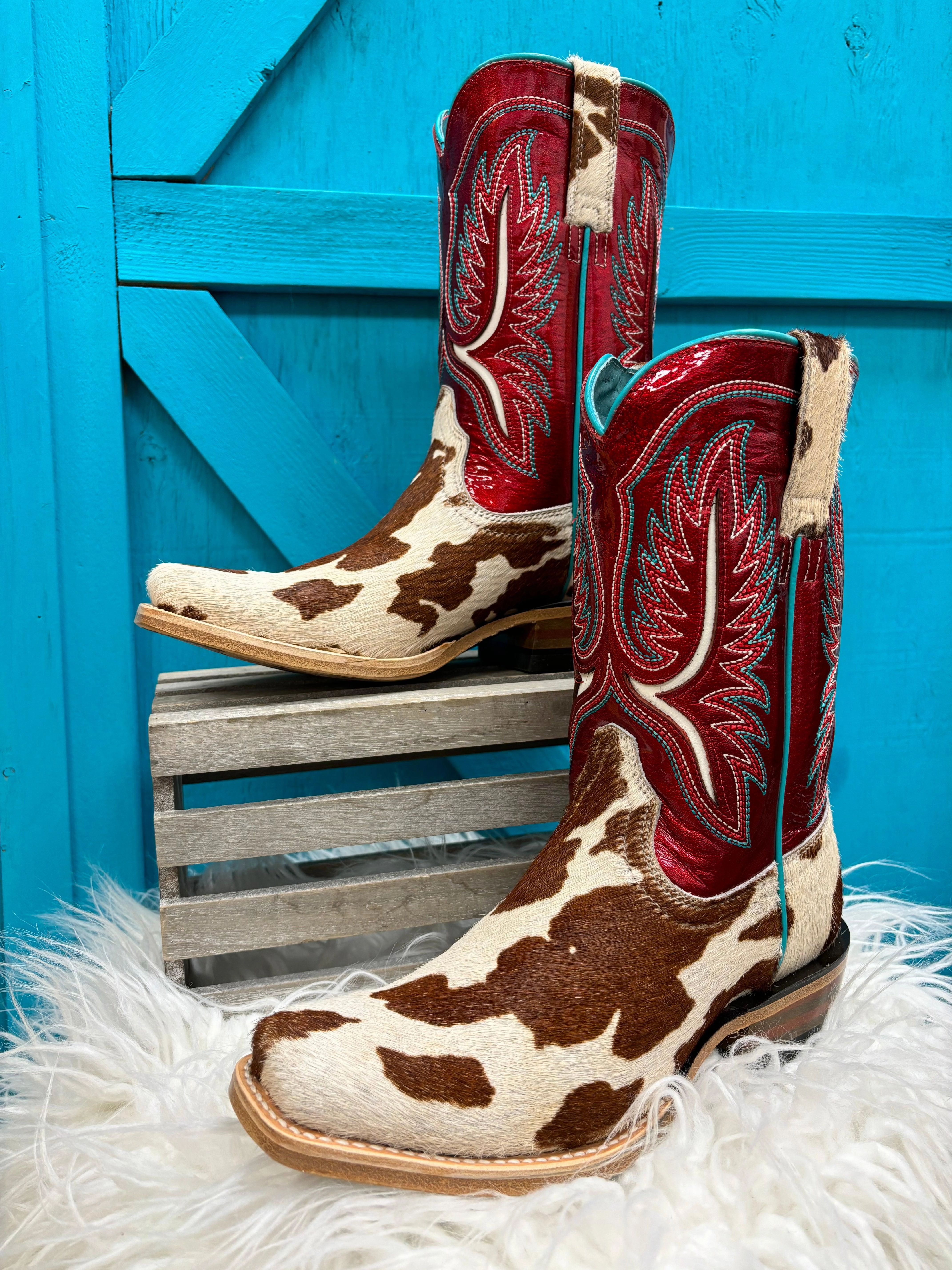 Ariat Women's Futurity Colt Cowtown Hair-On & Ruby Red Patent Western Cowgirl Boots 10051020 Synthetic Water Resistant
